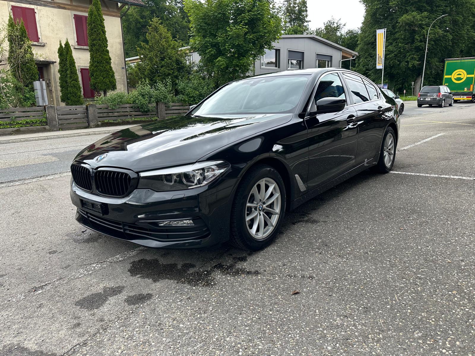 BMW 520d Steptronic-showroom-element-1