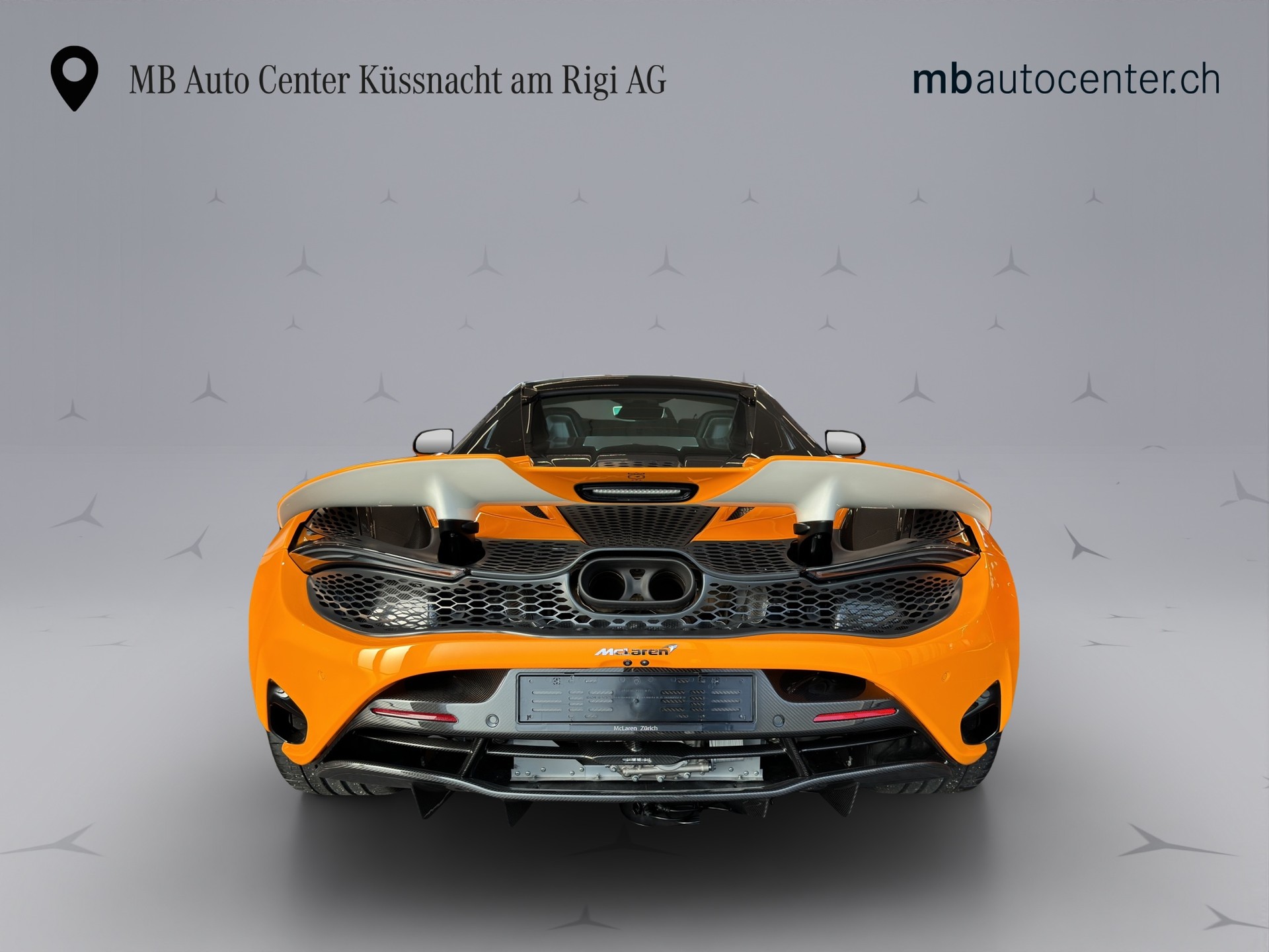 McLAREN 750S Spider-showroom-element-3
