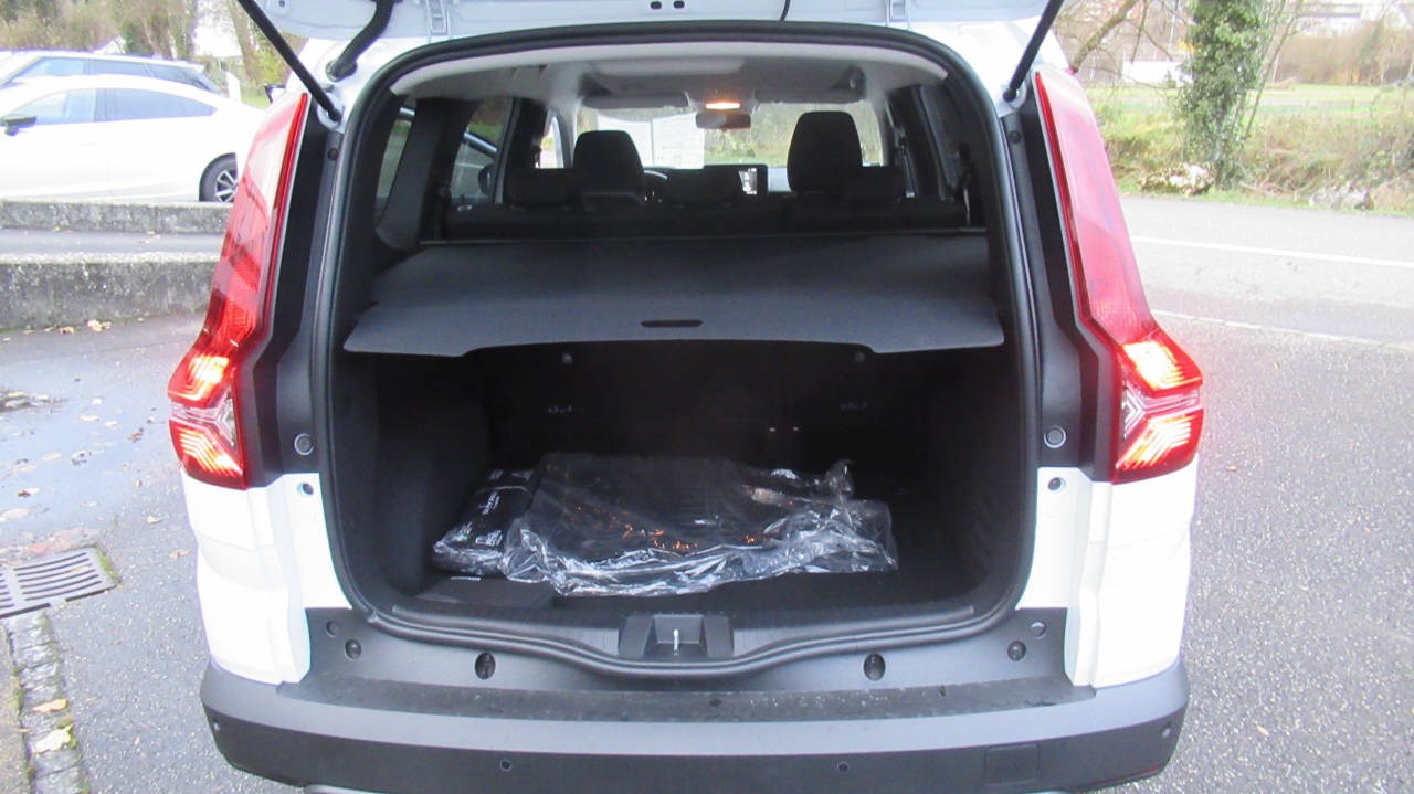 DACIA Jogger 1.6 Hybrid Extreme-image-12