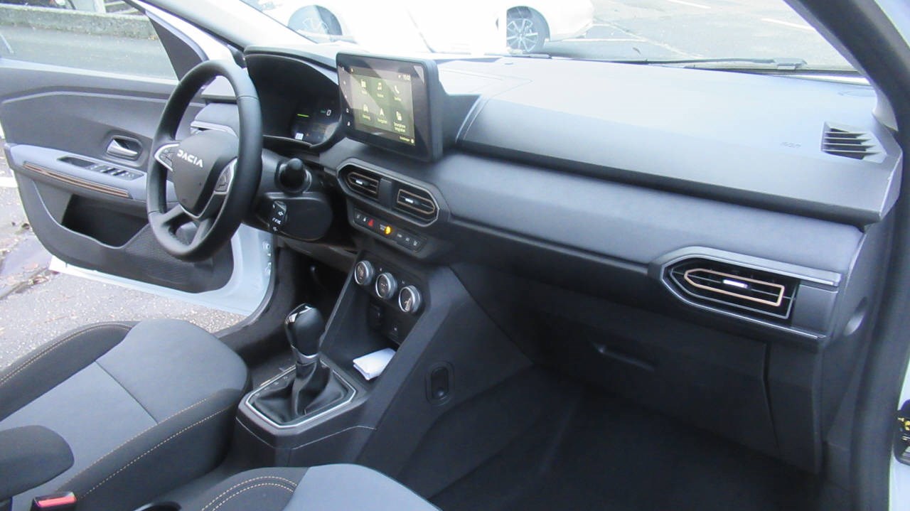 DACIA Jogger 1.6 Hybrid Extreme-image-13