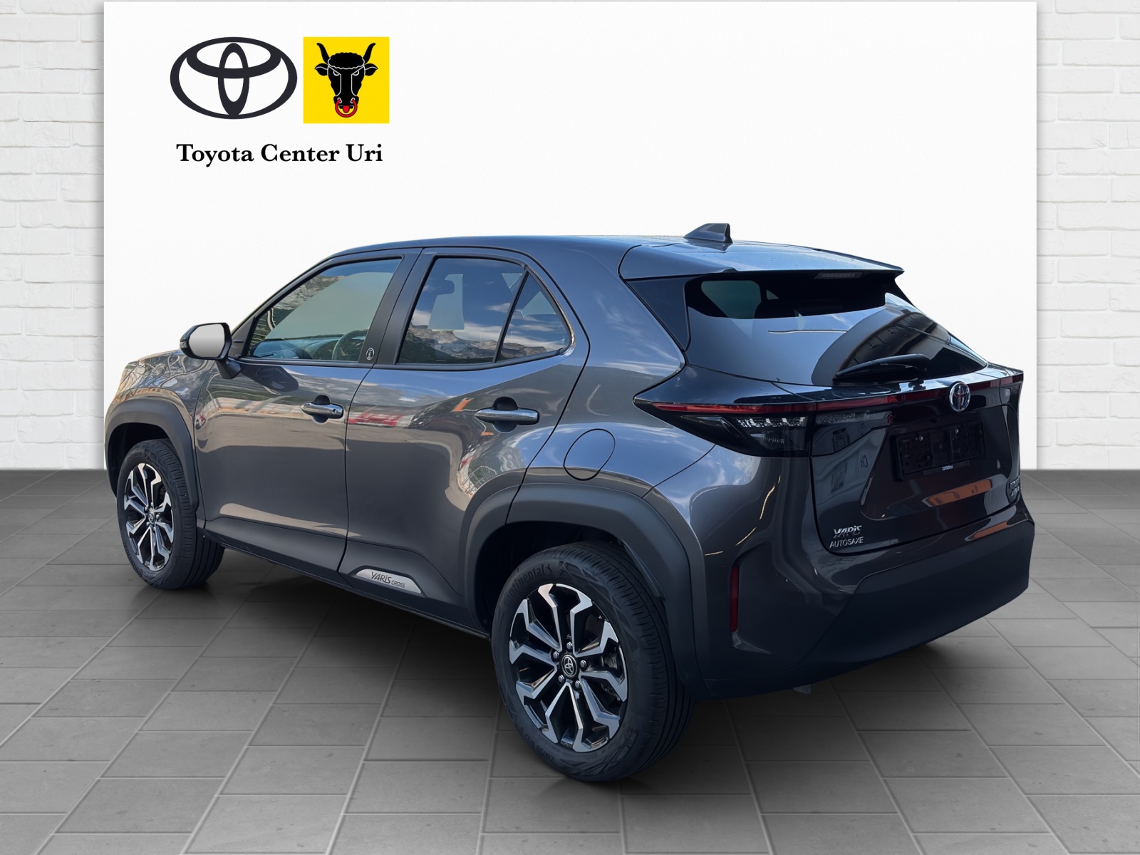TOYOTA Yaris Cross 1.5 Trend e-CVT AWDi-showroom-element-2
