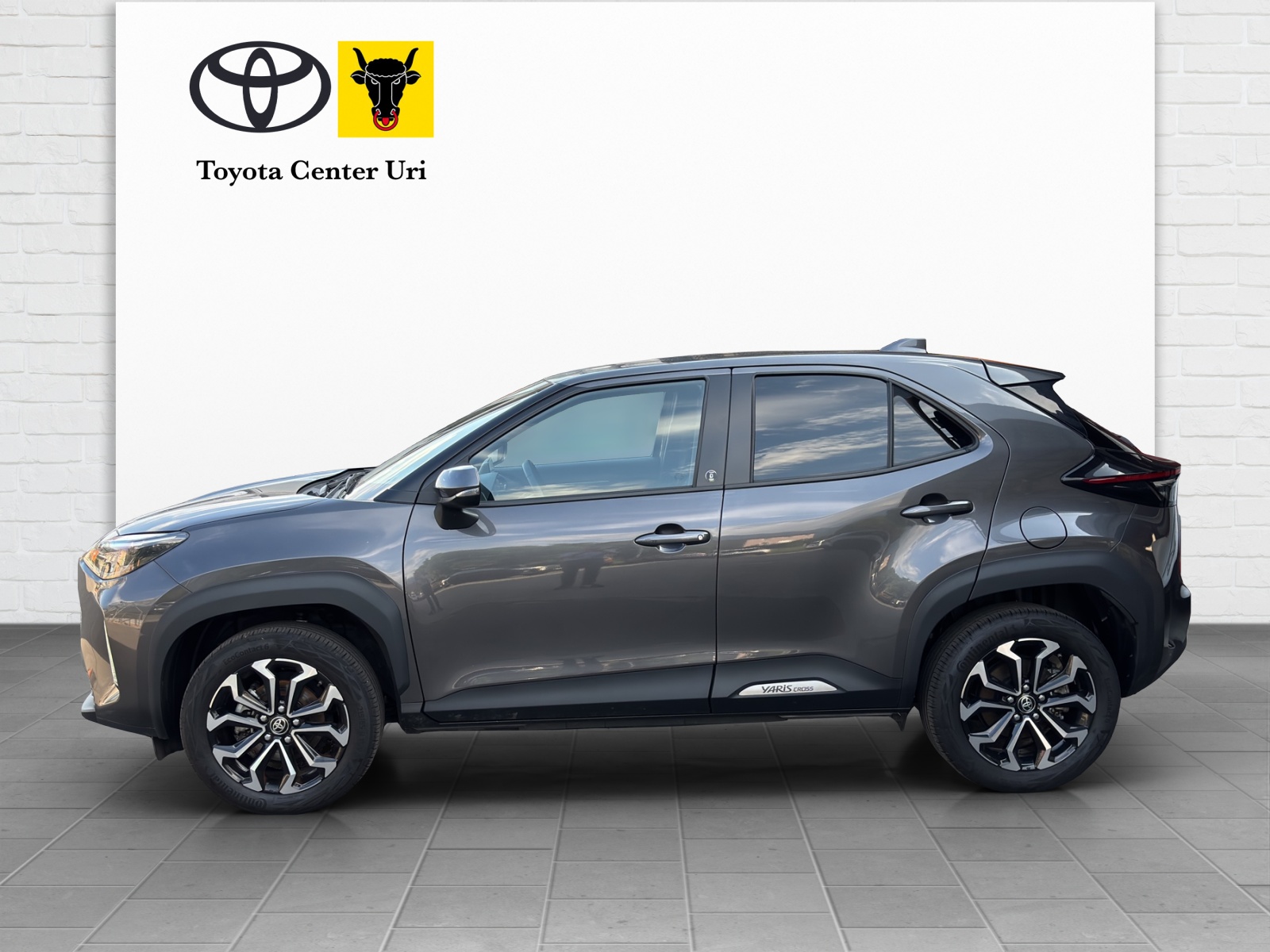 TOYOTA Yaris Cross 1.5 Trend e-CVT AWDi-showroom-element-1