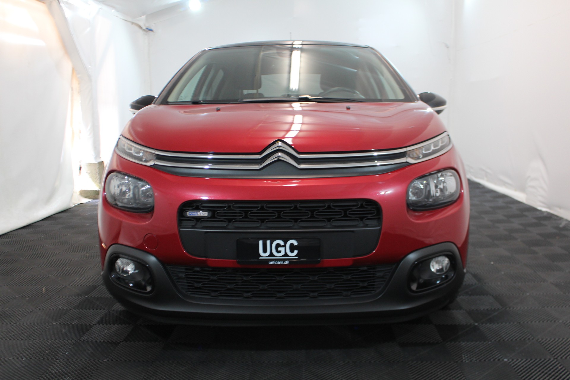 CITROEN C3 1.2i PureTech Shine EAT-showroom-element-1