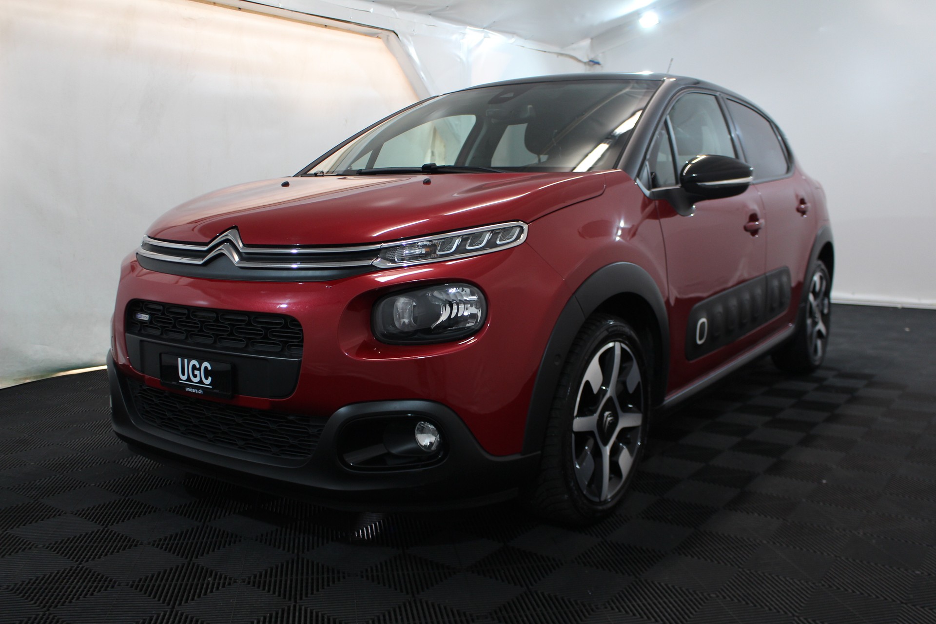 CITROEN C3 1.2i PureTech Shine EAT-showroom-element-2