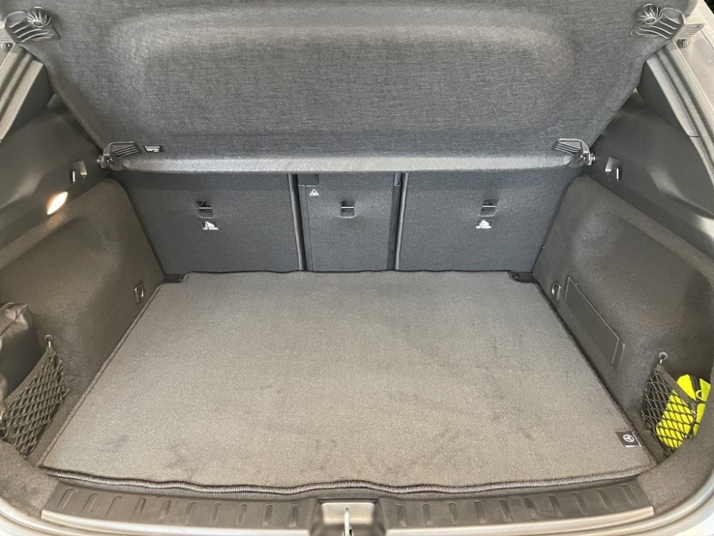 Image MERCEDES-BENZ GLA-220 GLA 220d 4Matic 8G-DCTSwiss Star