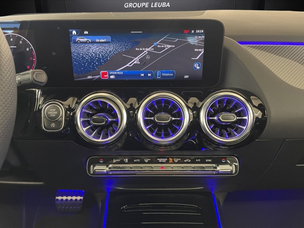 Image MERCEDES-BENZ GLA-220 GLA 220d 4Matic 8G-DCTSwiss Star