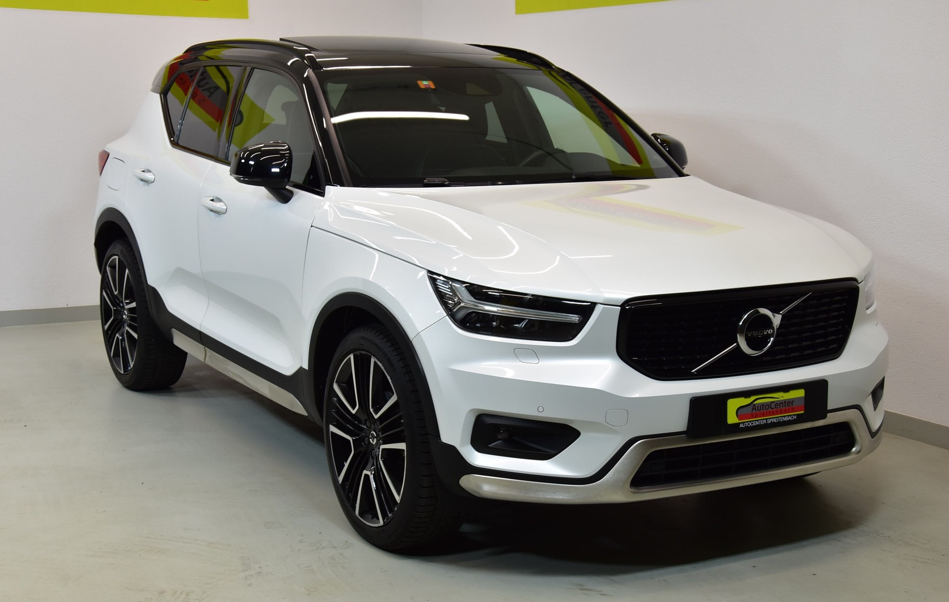 VOLVO XC40 T3 R-Design Geartronic