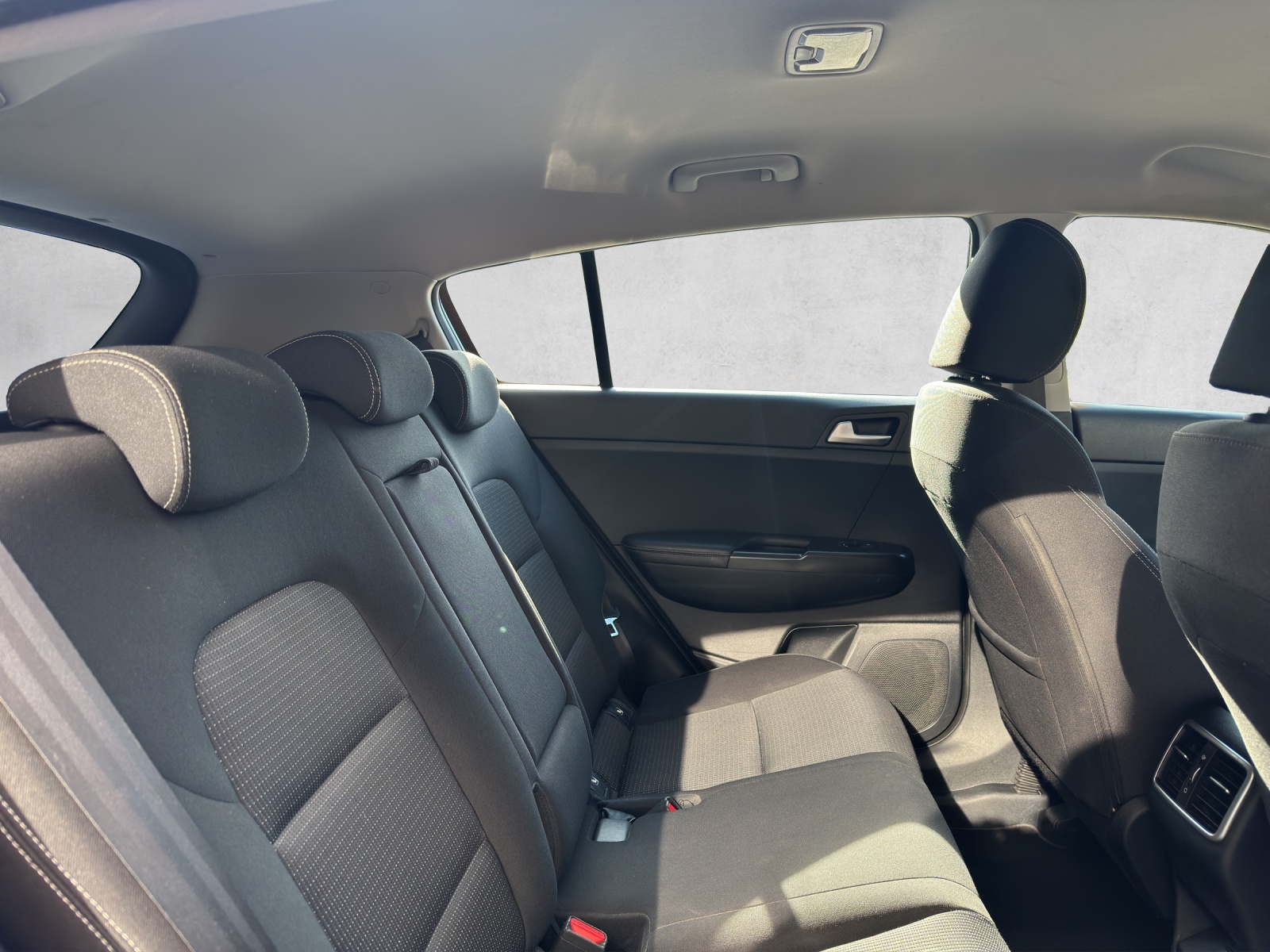 KIA Sportage 1.6CRDi Power 25 4WD Automat-image-11