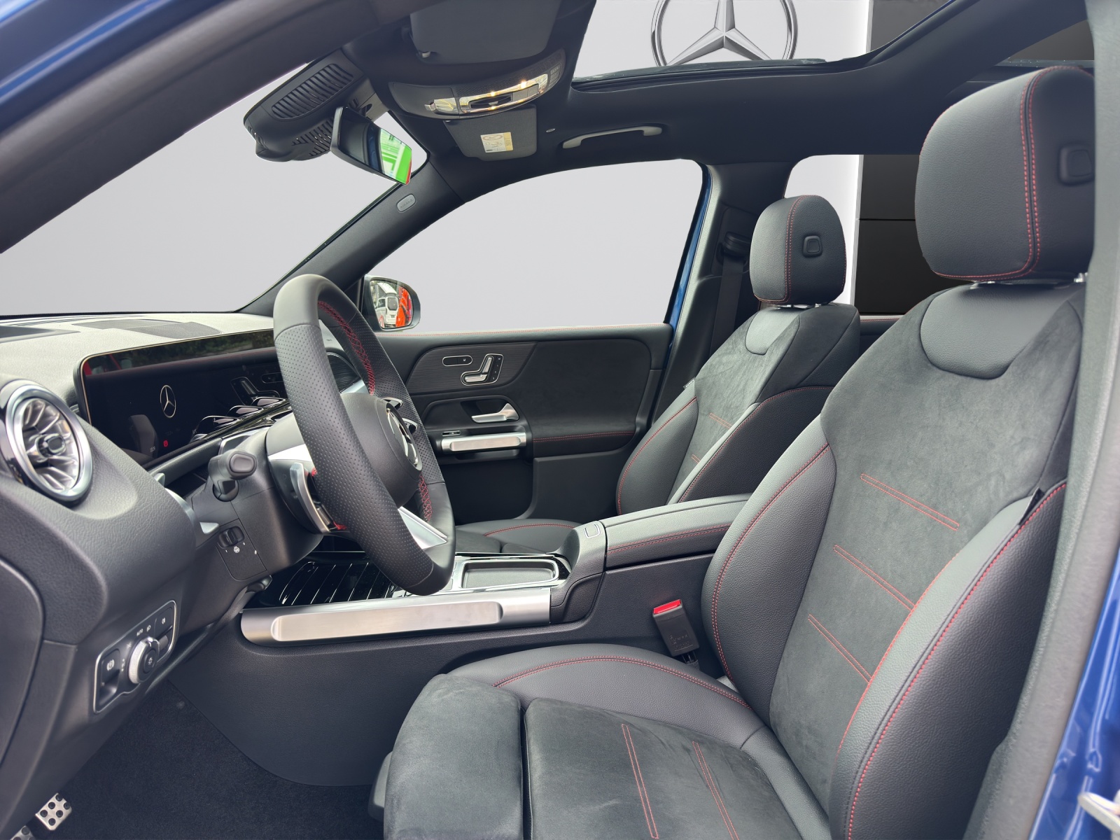 Image MERCEDES-BENZ GLB-250 GLB 250 4Matic 8G-Tronic