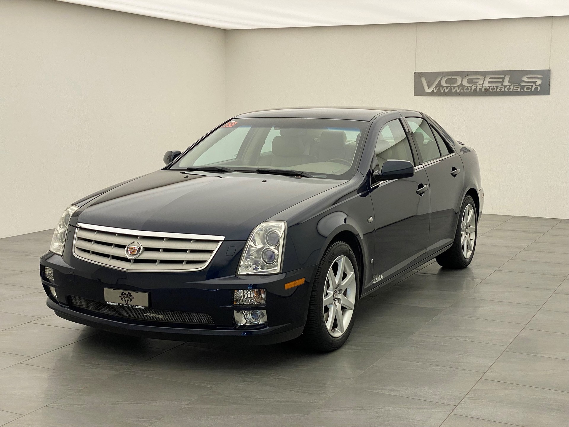 CADILLAC STS 4.6 AWD