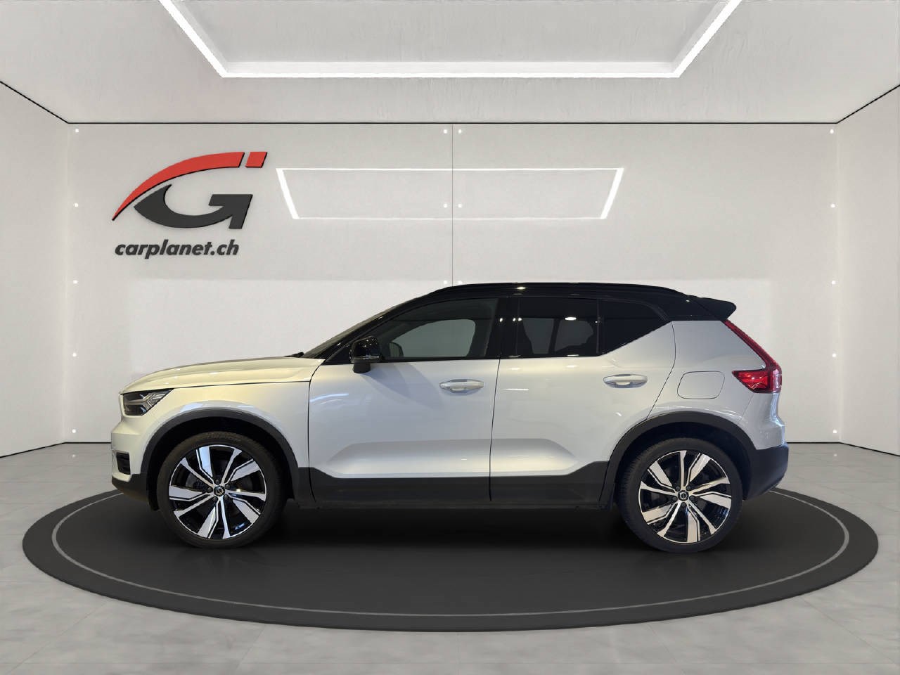 VOLVO XC40 P8 Twin Plus AWD-showroom-element-1