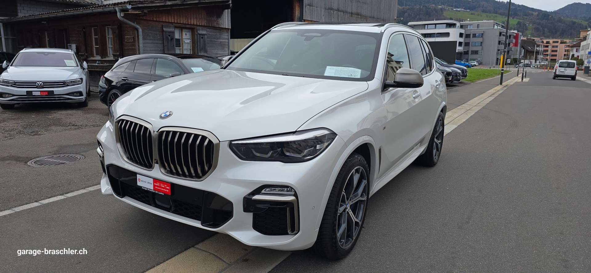 BMW X5 xDrive M50d Steptronic-showroom-element-3