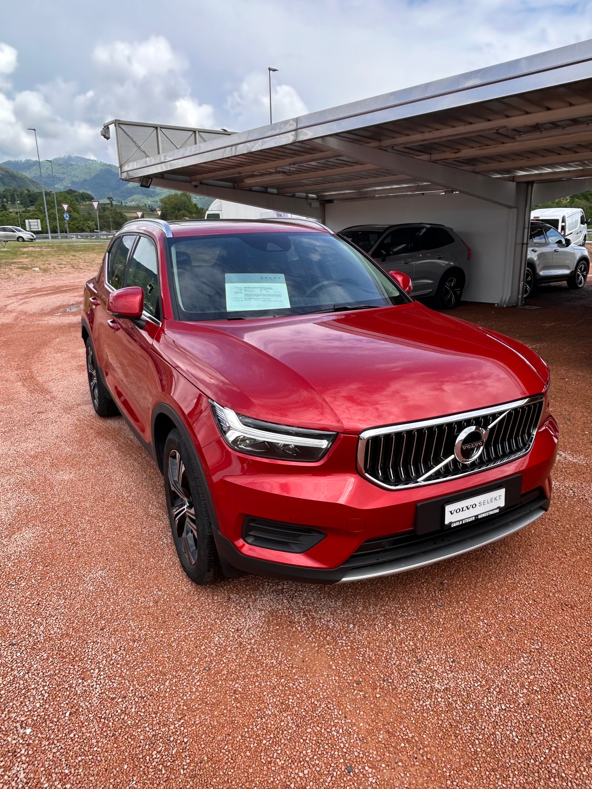 VOLVO XC40 T4 TwE Inscription DCT-showroom-element-2