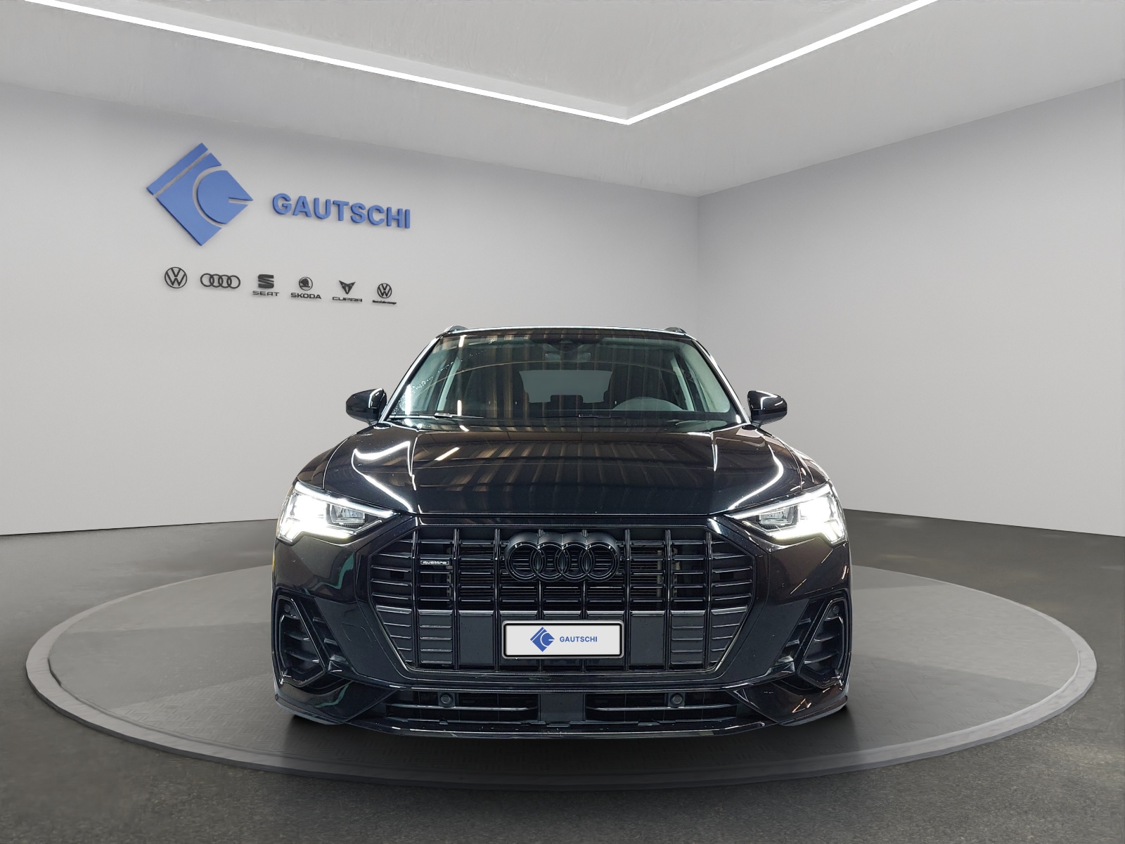 AUDI Q3 35 TDI S line quattro S-tronic-image-4