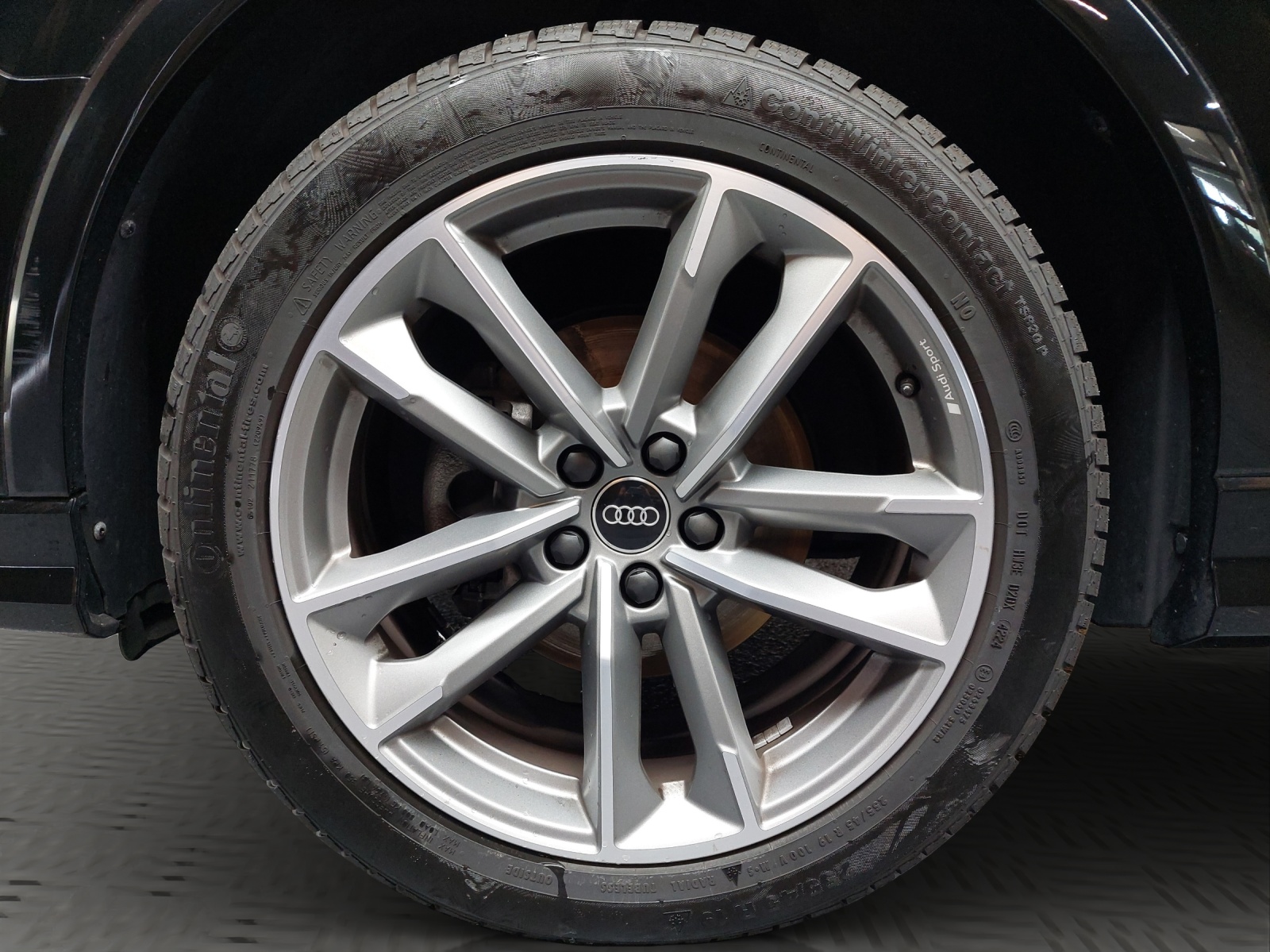 AUDI Q3 35 TDI S line quattro S-tronic-image-11