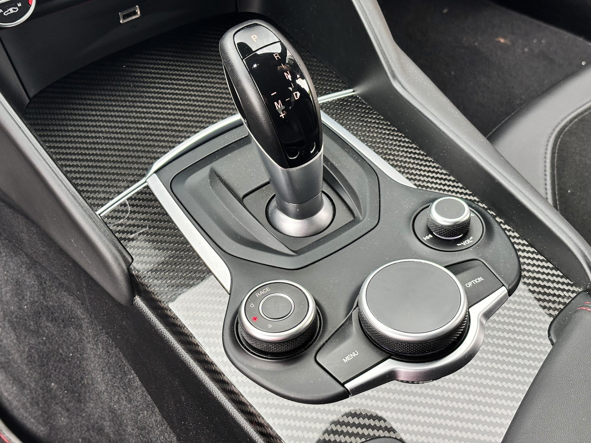ALFA ROMEO Giulia 2.9 V6 Quadrifoglio Automatic-image-18
