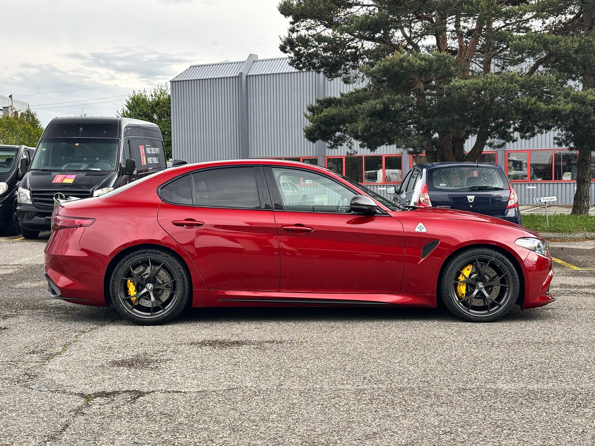 ALFA ROMEO Giulia 2.9 V6 Quadrifoglio Automatic-showroom-element-3