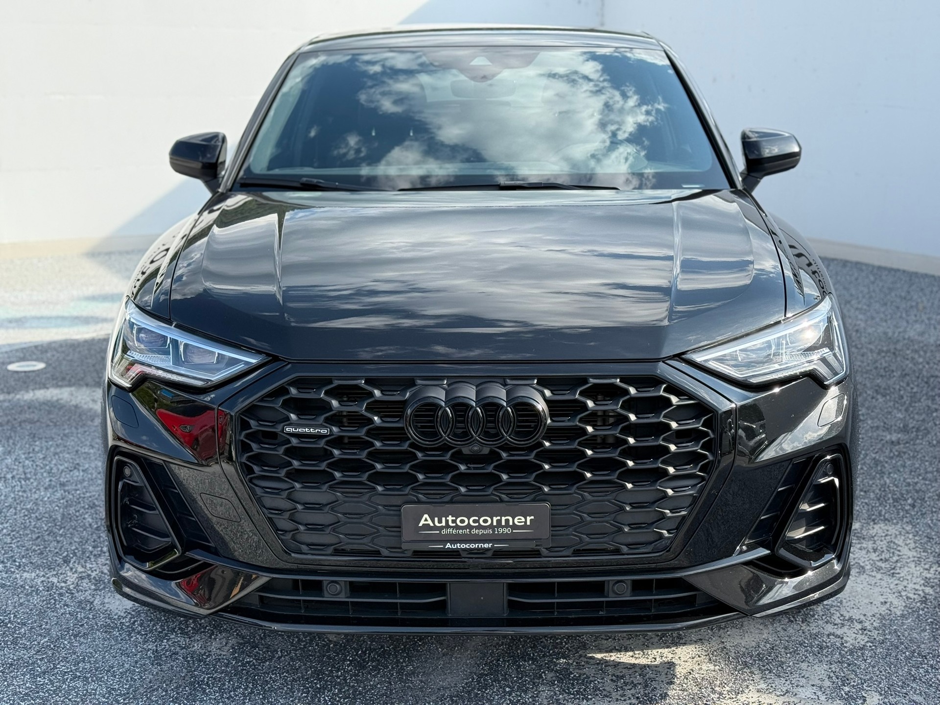 AUDI Q3 Sportback 35 TDI S line quattro-showroom-element-1