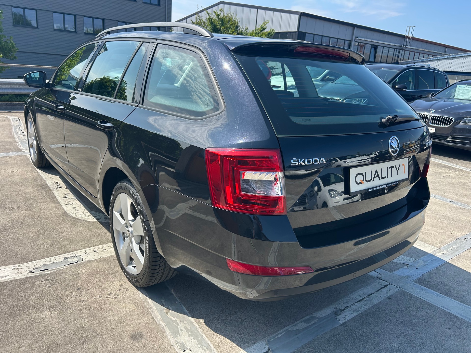 SKODA Octavia Combi 1.4 TSI Ambition-showroom-element-2