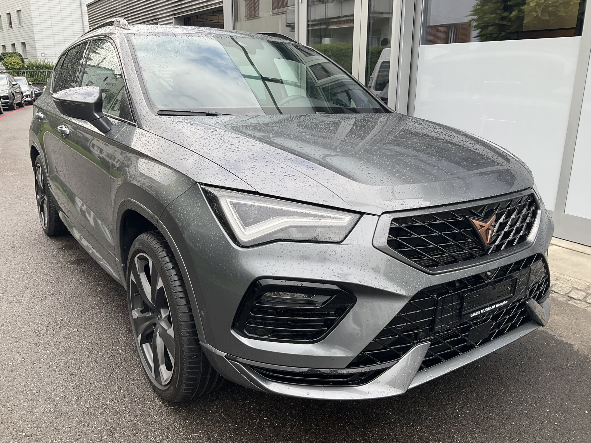 CUPRA ATECA VZ 4Drive *** PANORAMADACH & ANHÄNGERKUPPLUNG ***-showroom-element-2