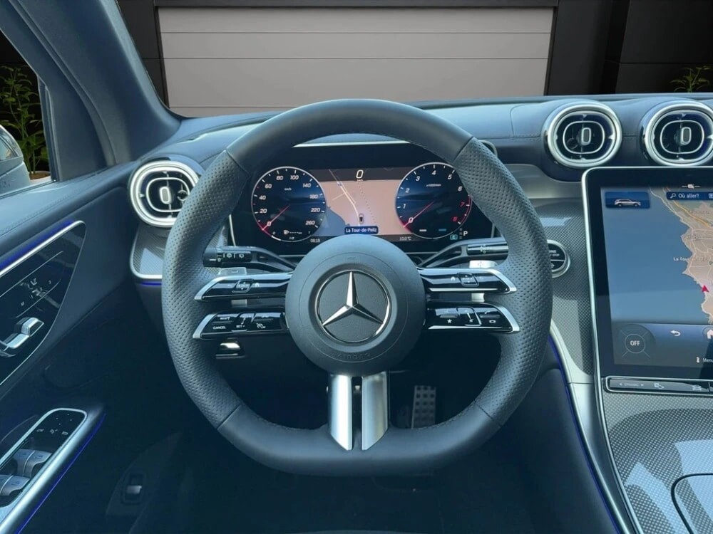 Image MERCEDES-BENZ GLC-300 GLC 300 e 4Matic 9G-Tronic