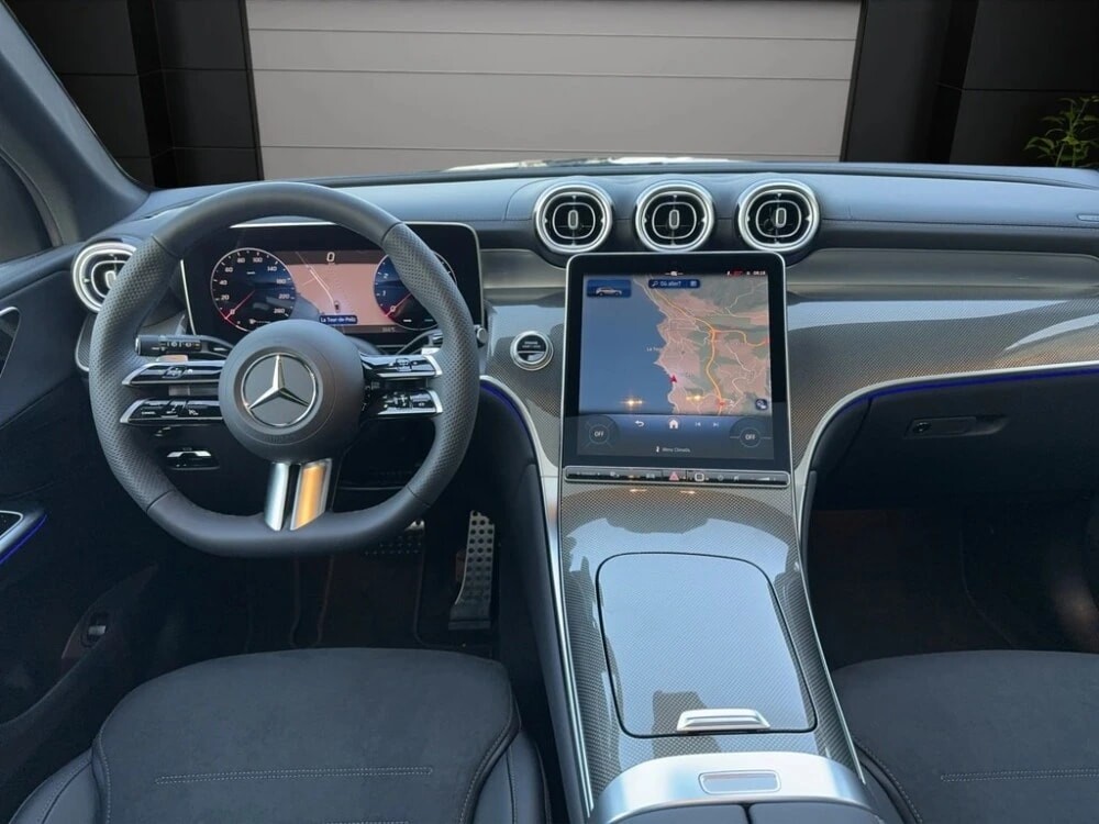 Image MERCEDES-BENZ GLC-300 GLC 300 e 4Matic 9G-Tronic