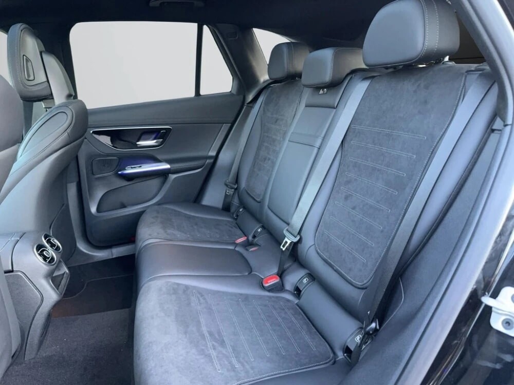 Image MERCEDES-BENZ GLC-300 GLC 300 e 4Matic 9G-Tronic