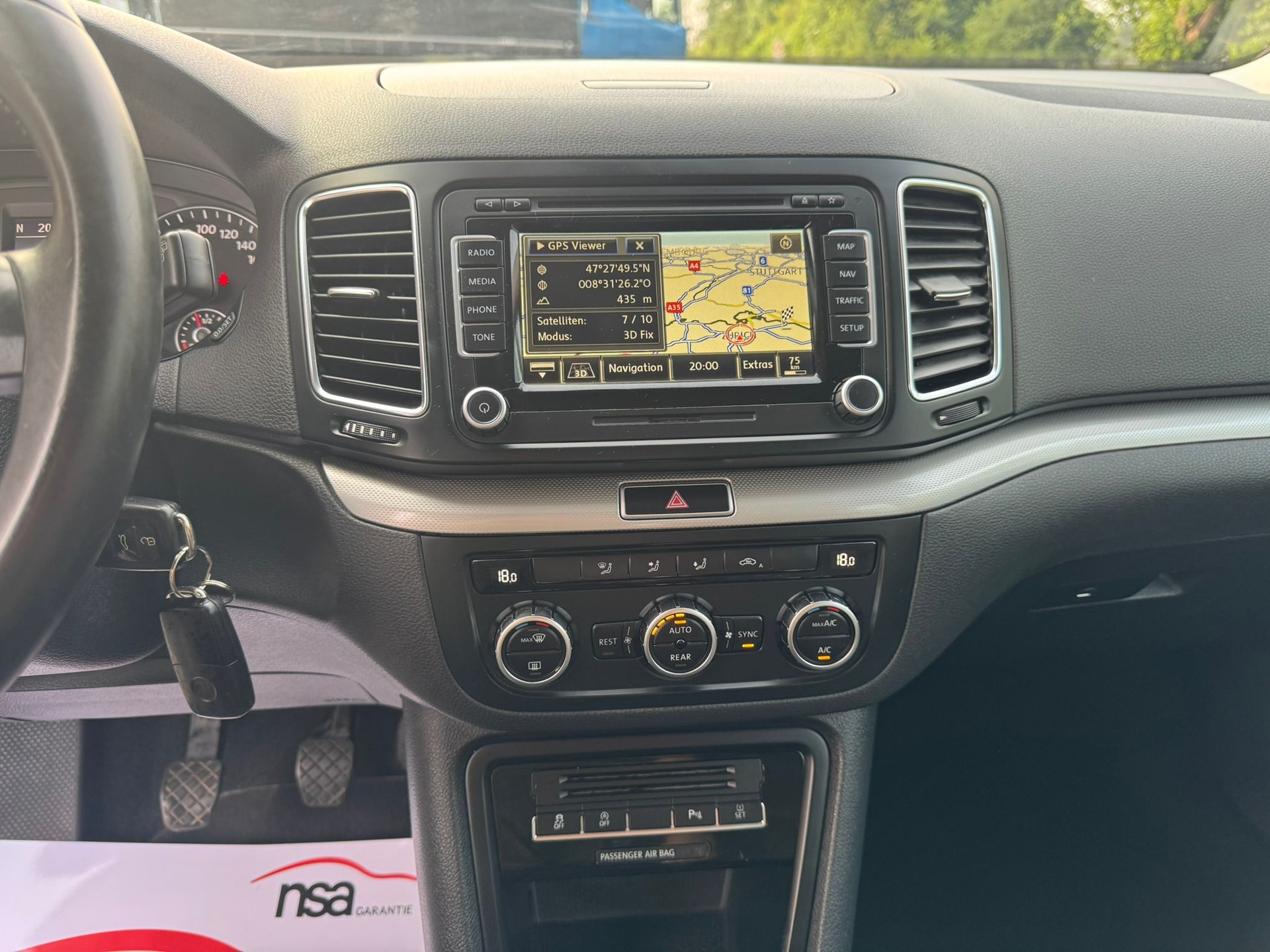 VW Sharan 2.0 TDI BlueMotion Technology Highline-image-17
