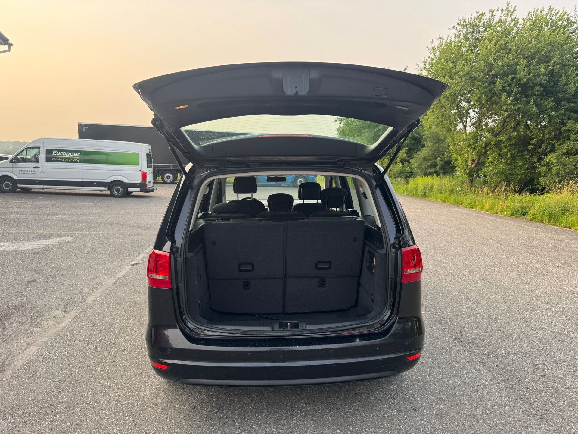 VW Sharan 2.0 TDI BlueMotion Technology Highline-image-6