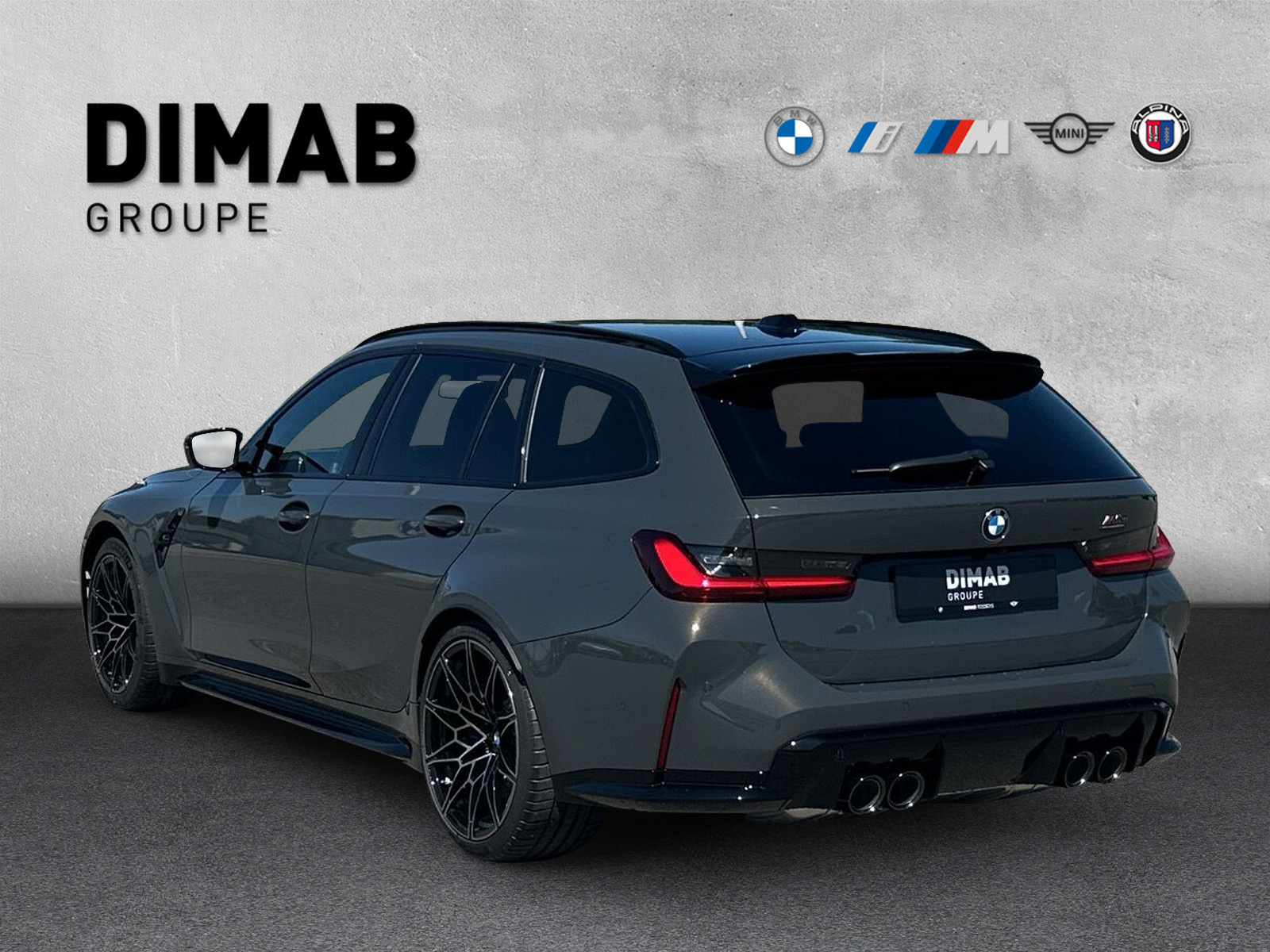 BMW M3 Touring xDrive Competition M-showroom-element-2