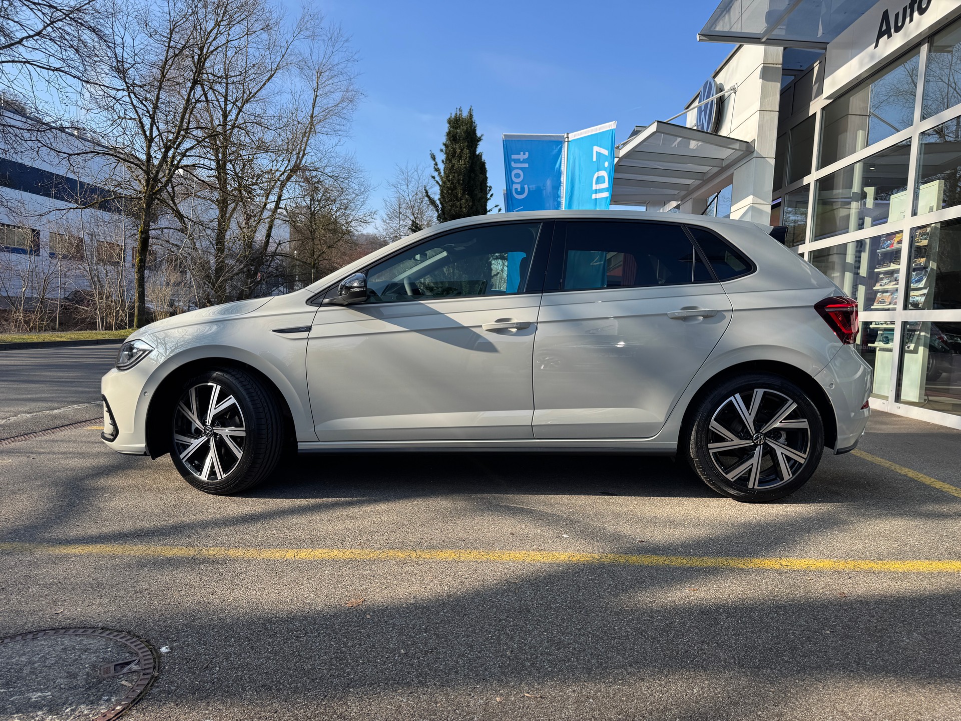 VW Polo 1.0 TSI R-Line DSG-showroom-element-3