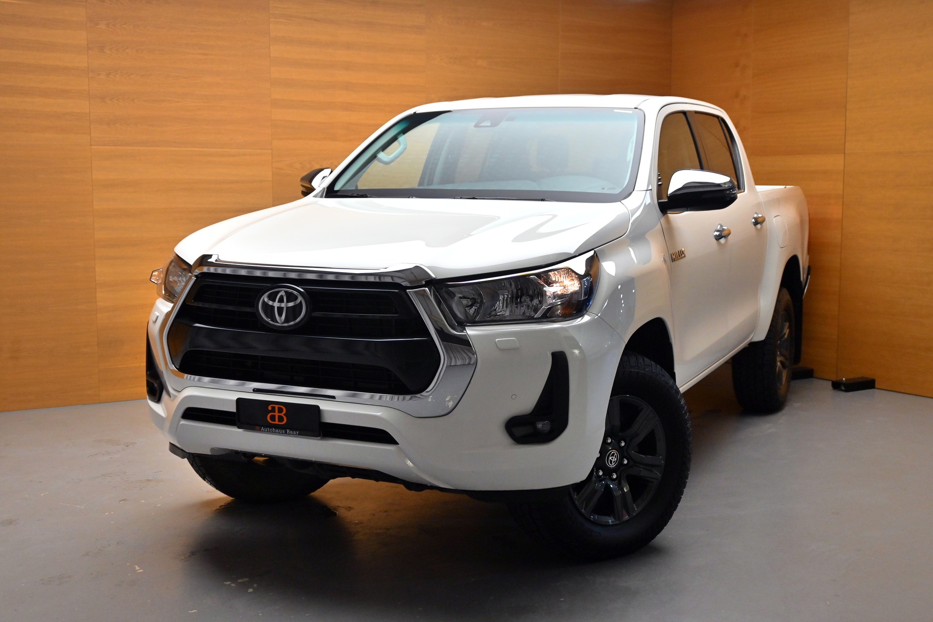 TOYOTA Hilux 2.8D-4D Premium Double Cab 4x4