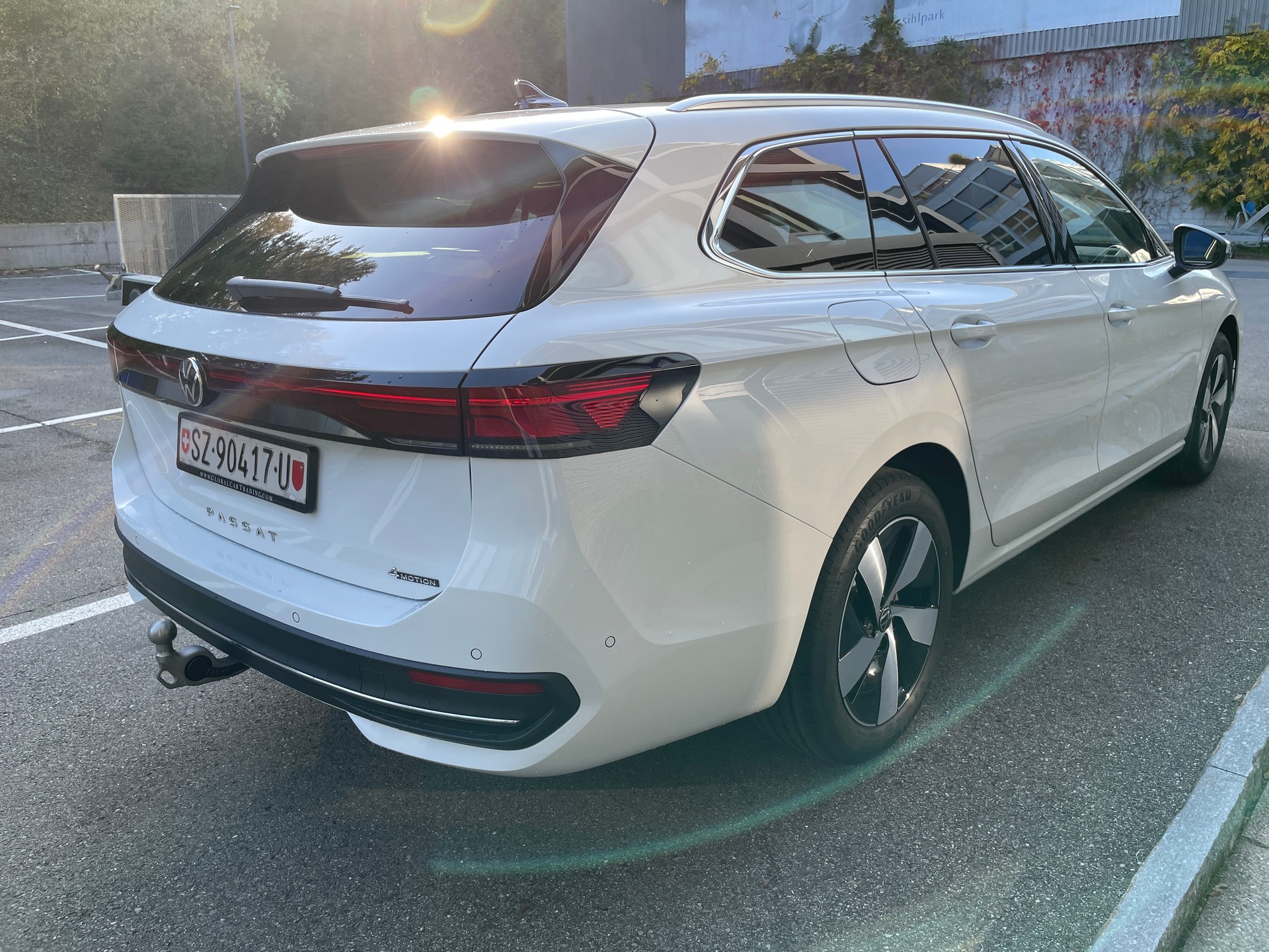 VW Passat Variant 2.0 TDI evo Business 4 Motion DSG-image-5