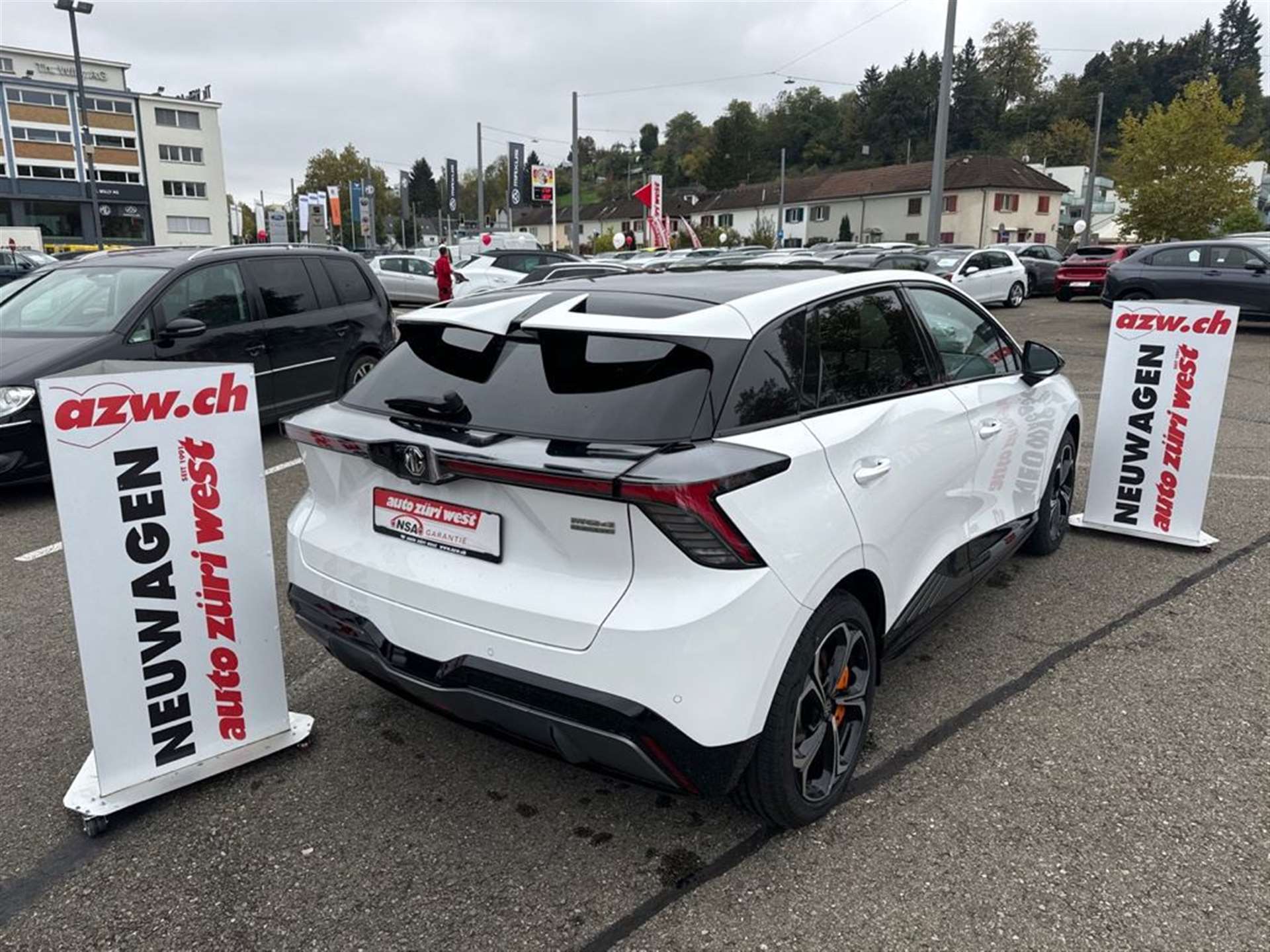 MG 4 EV 64 KWH Xpower 435PS AWD Automat-showroom-element-2