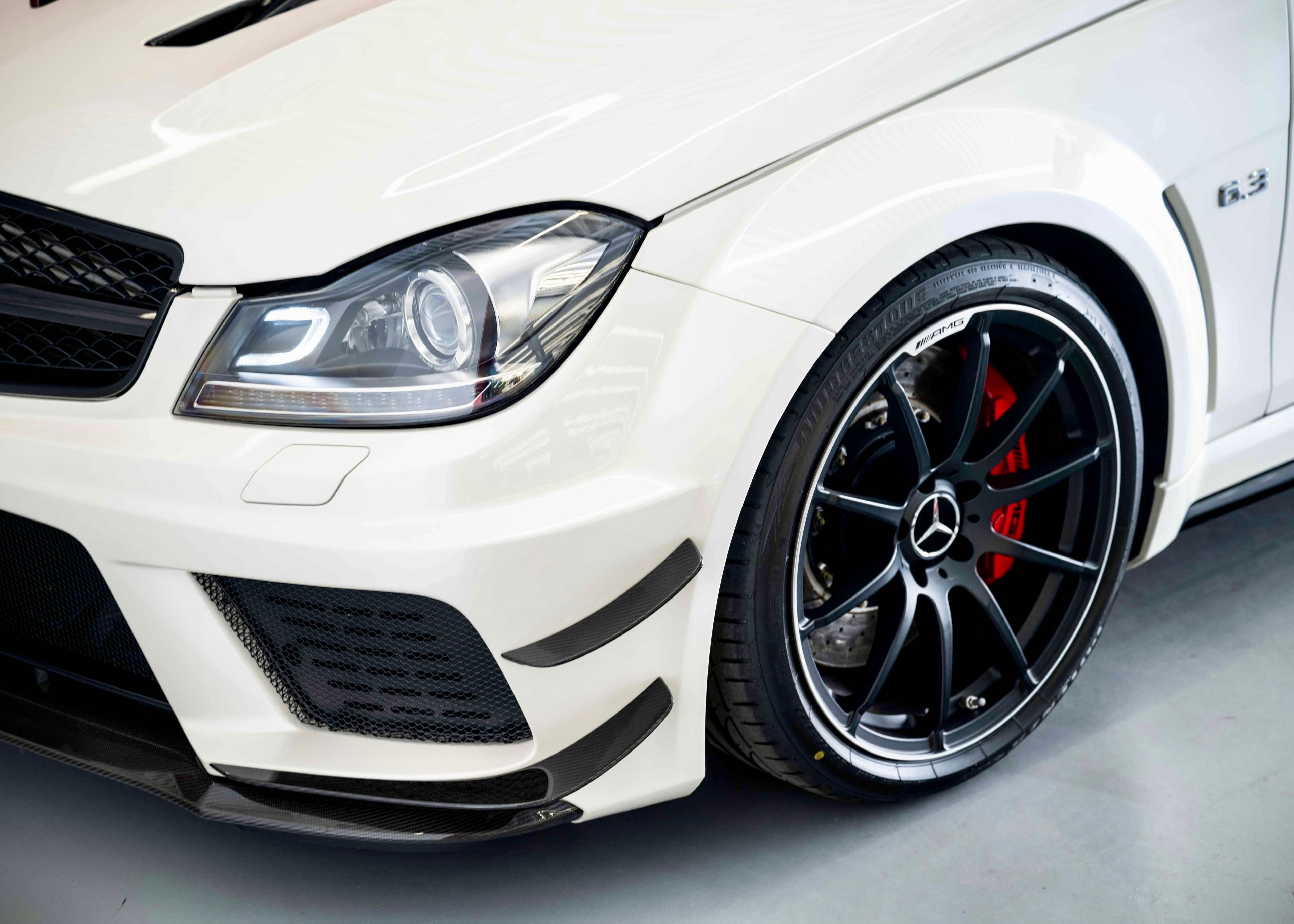 Image MERCEDES-BENZ C-63-AMG C 63 Coupé AMG Black Series (1st hand, 1st paint, Bucket seats, Aerodynamic Package)