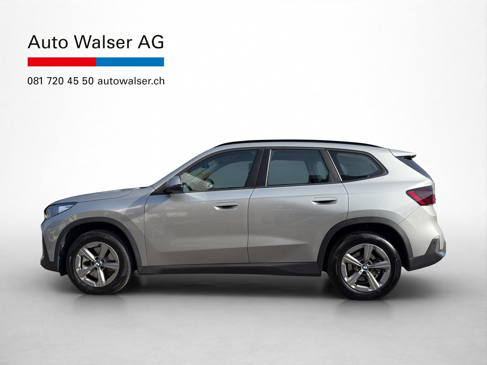 BMW X1 23i xDrive-showroom-element-1