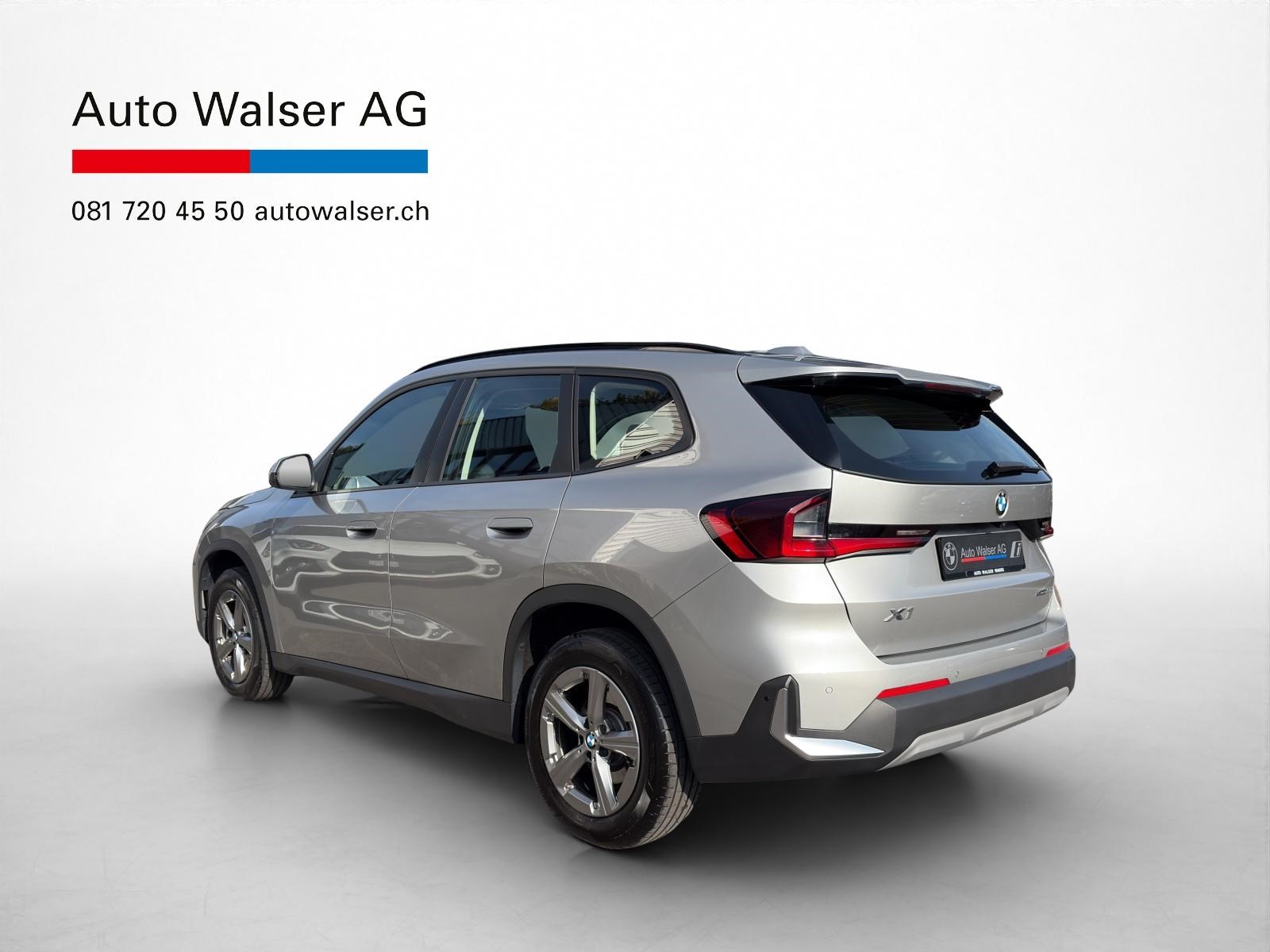 BMW X1 23i xDrive-showroom-element-2