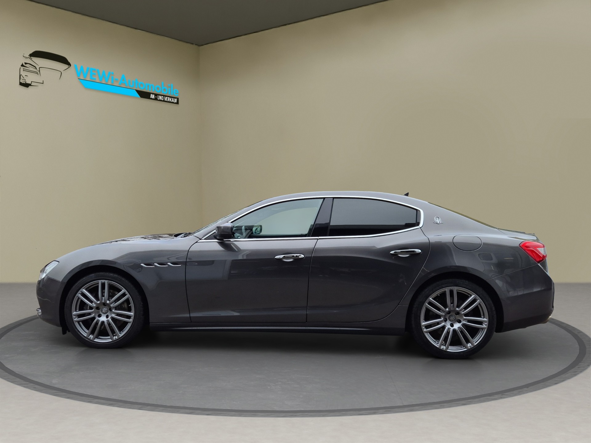 MASERATI Ghibli S Q4 3.0 V6 Automatica-showroom-element-1