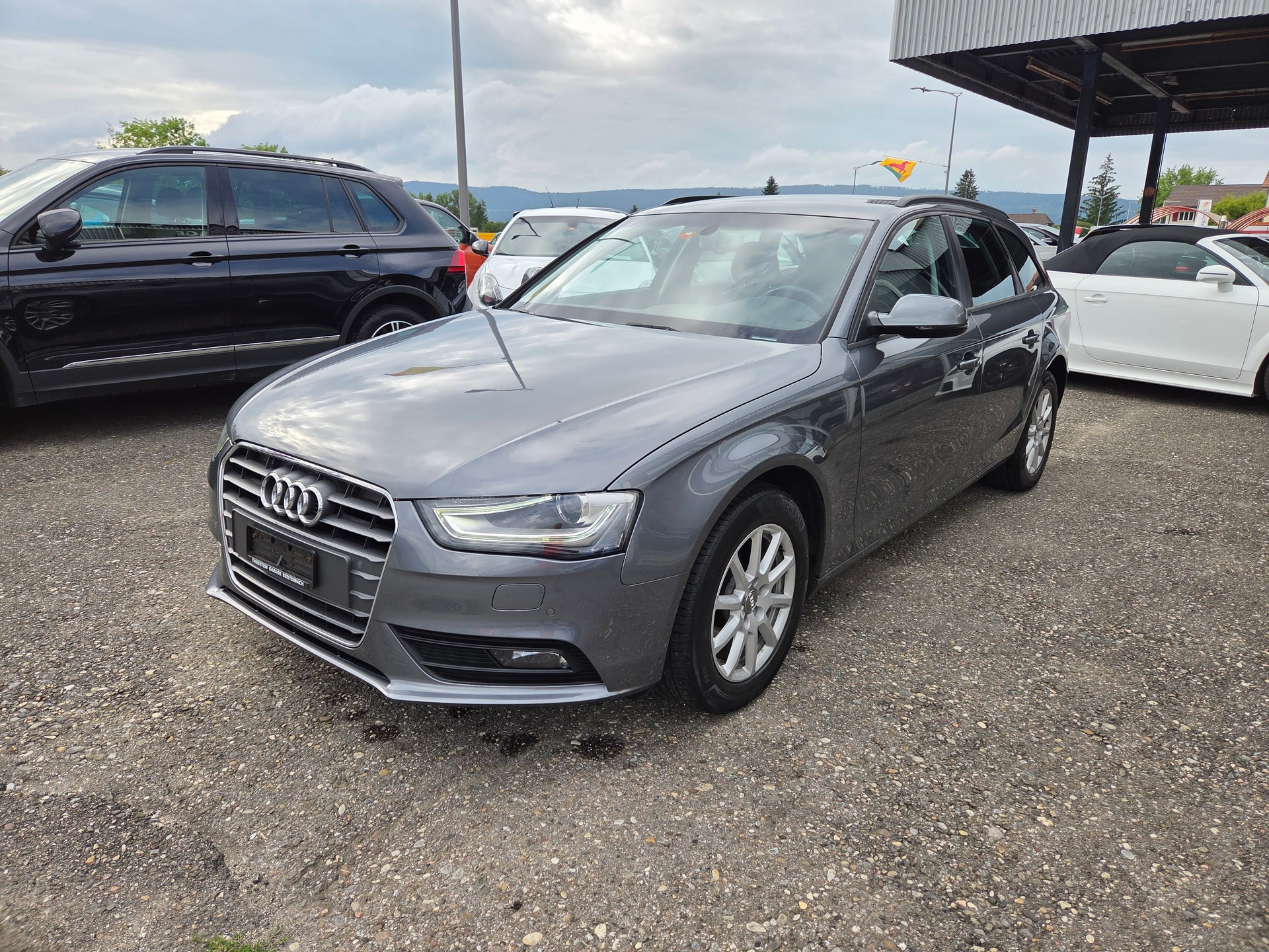 AUDI A4 Avant 2.0 TDI multitronic-showroom-element-3