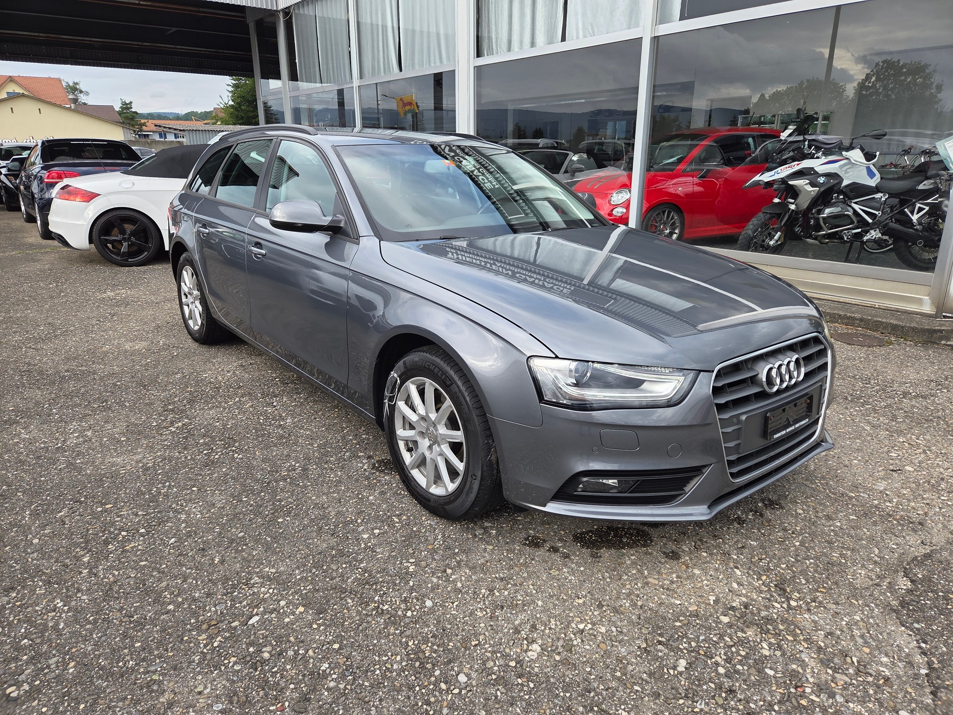 AUDI A4 Avant 2.0 TDI multitronic-showroom-element-1
