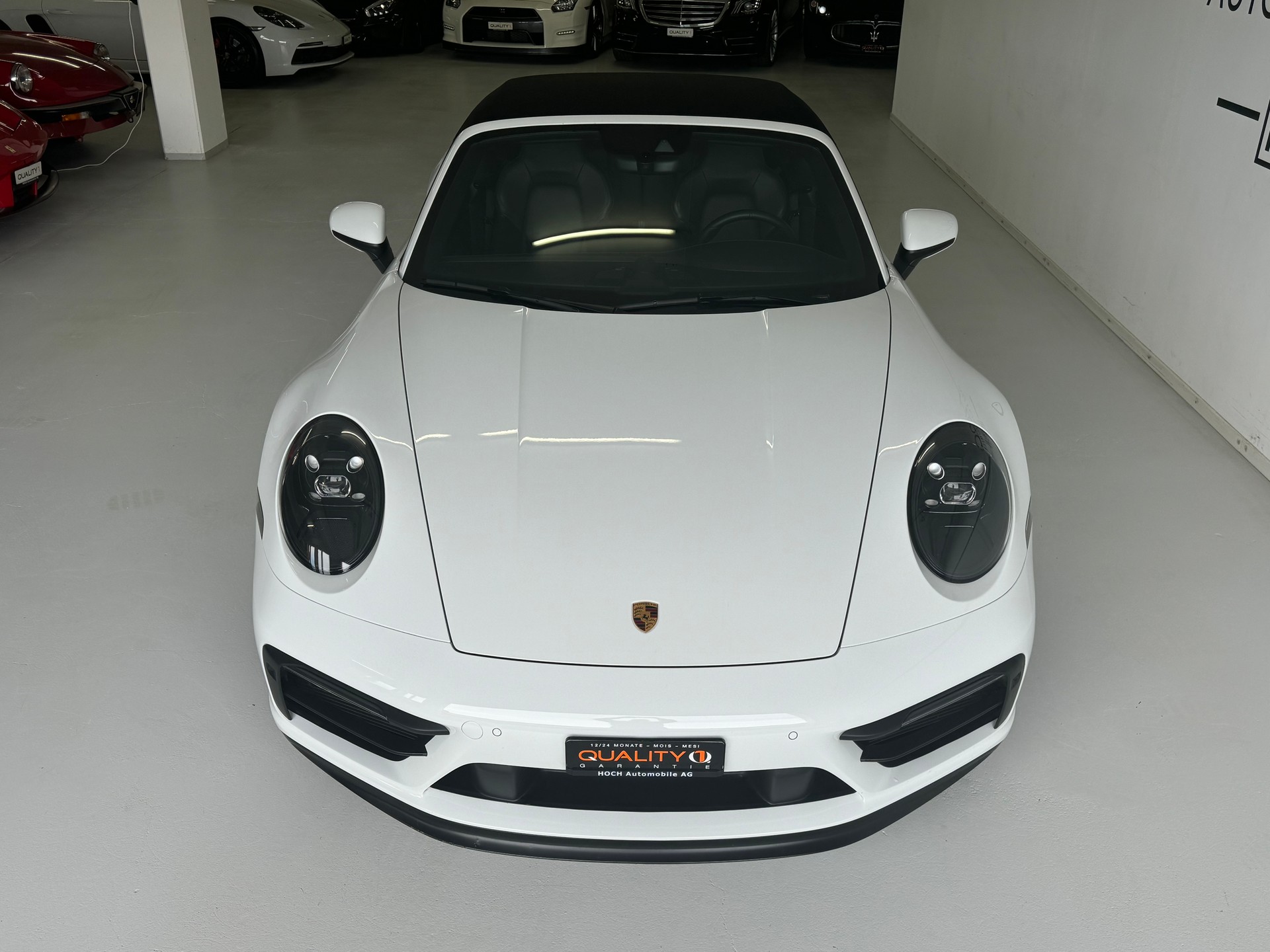 PORSCHE 911 Carrera 4 GTS Cabriolet PDK-showroom-element-2