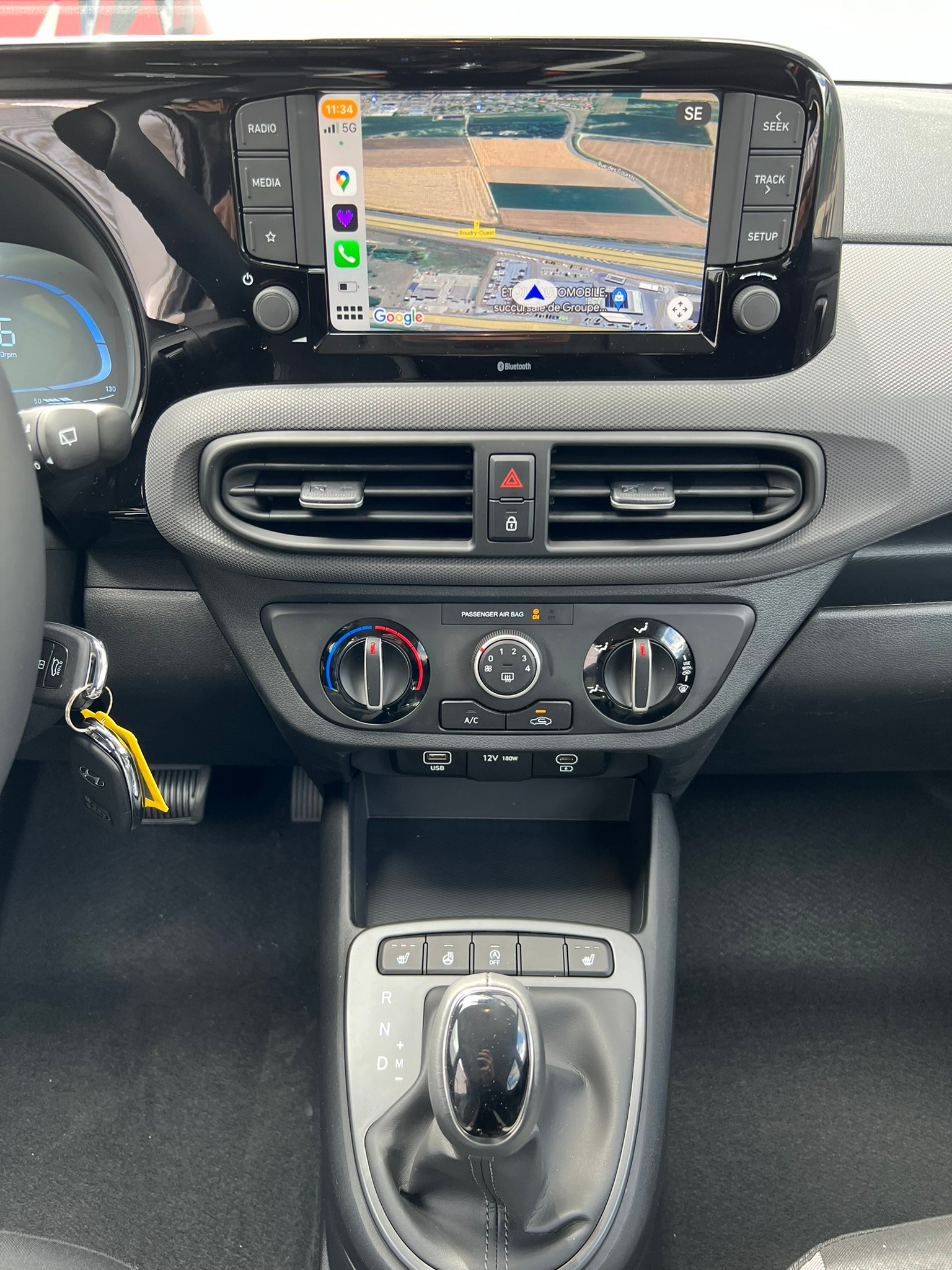 Image HYUNDAI I10 i10 1.2 Amplia Aut.