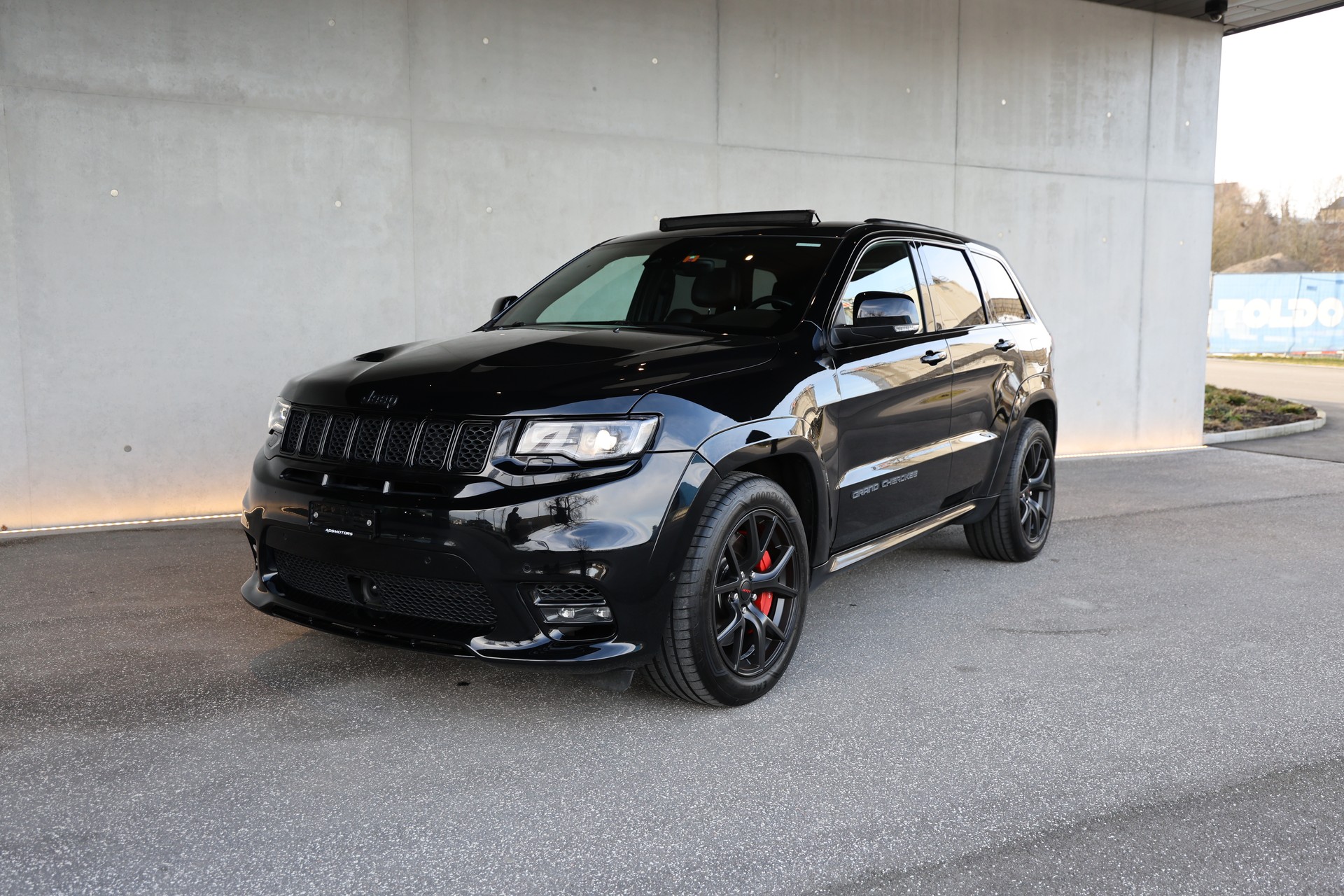 JEEP Grand Cherokee 6.4 V8 HEMI SRT8 Automatic