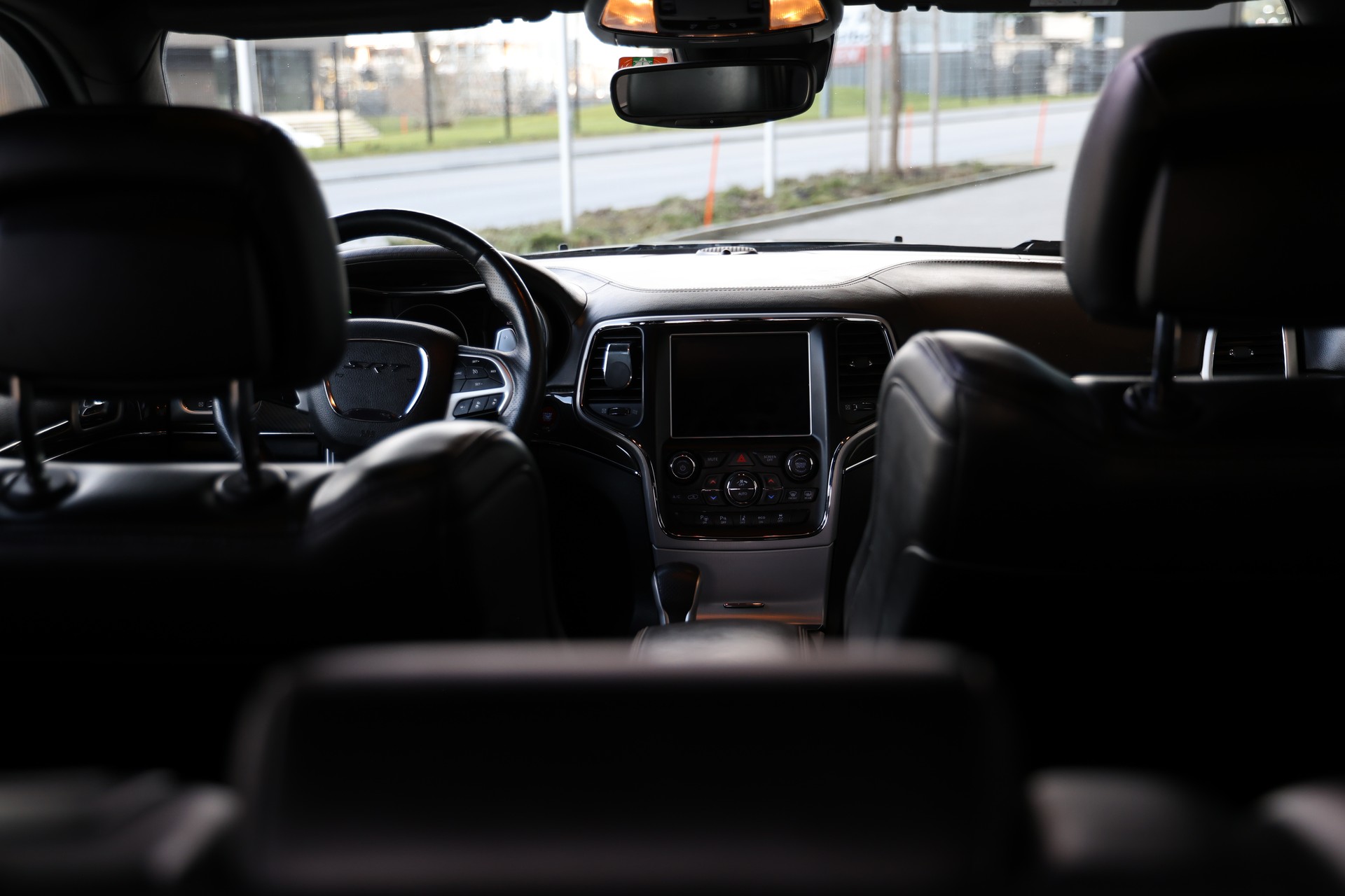 JEEP Grand Cherokee 6.4 V8 HEMI SRT8 Automatic-image-15