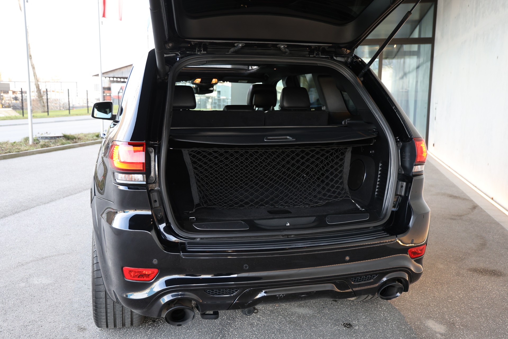 JEEP Grand Cherokee 6.4 V8 HEMI SRT8 Automatic-image-9