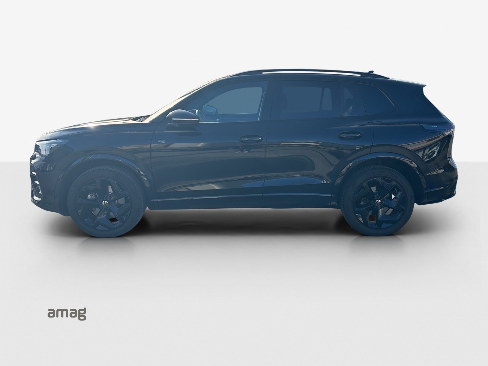 VW Tiguan 2.0 TDI SCR R-Line 4Motion DSG-showroom-element-1