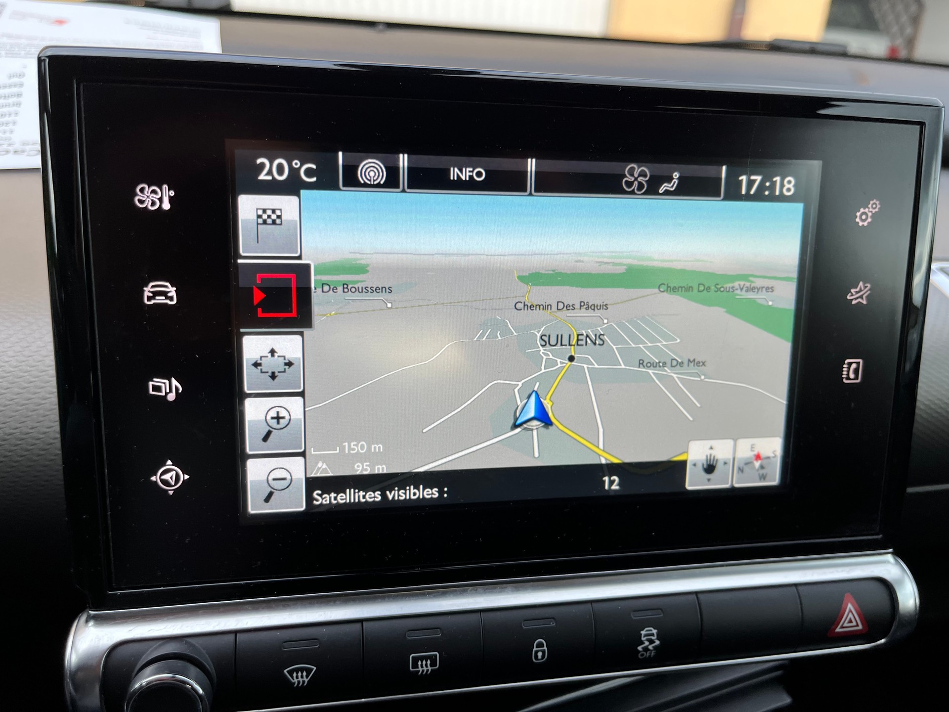 CITROEN C4 Cactus 1.2 e-THP Shine-image-10