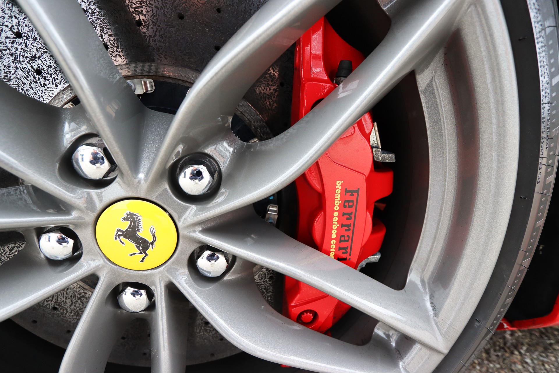 FERRARI 488 Spider 3.9 V8-image-30