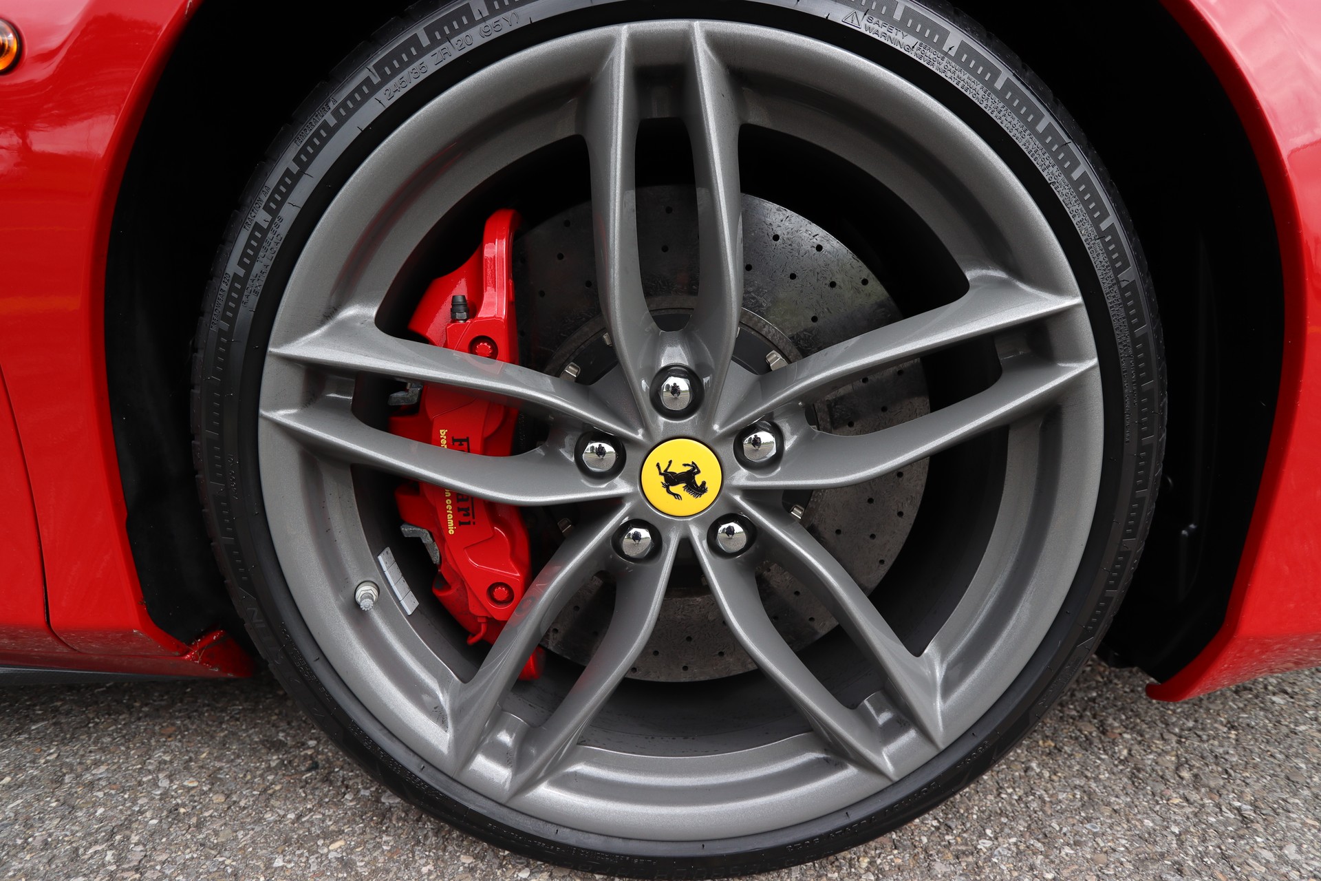 FERRARI 488 Spider 3.9 V8-image-29