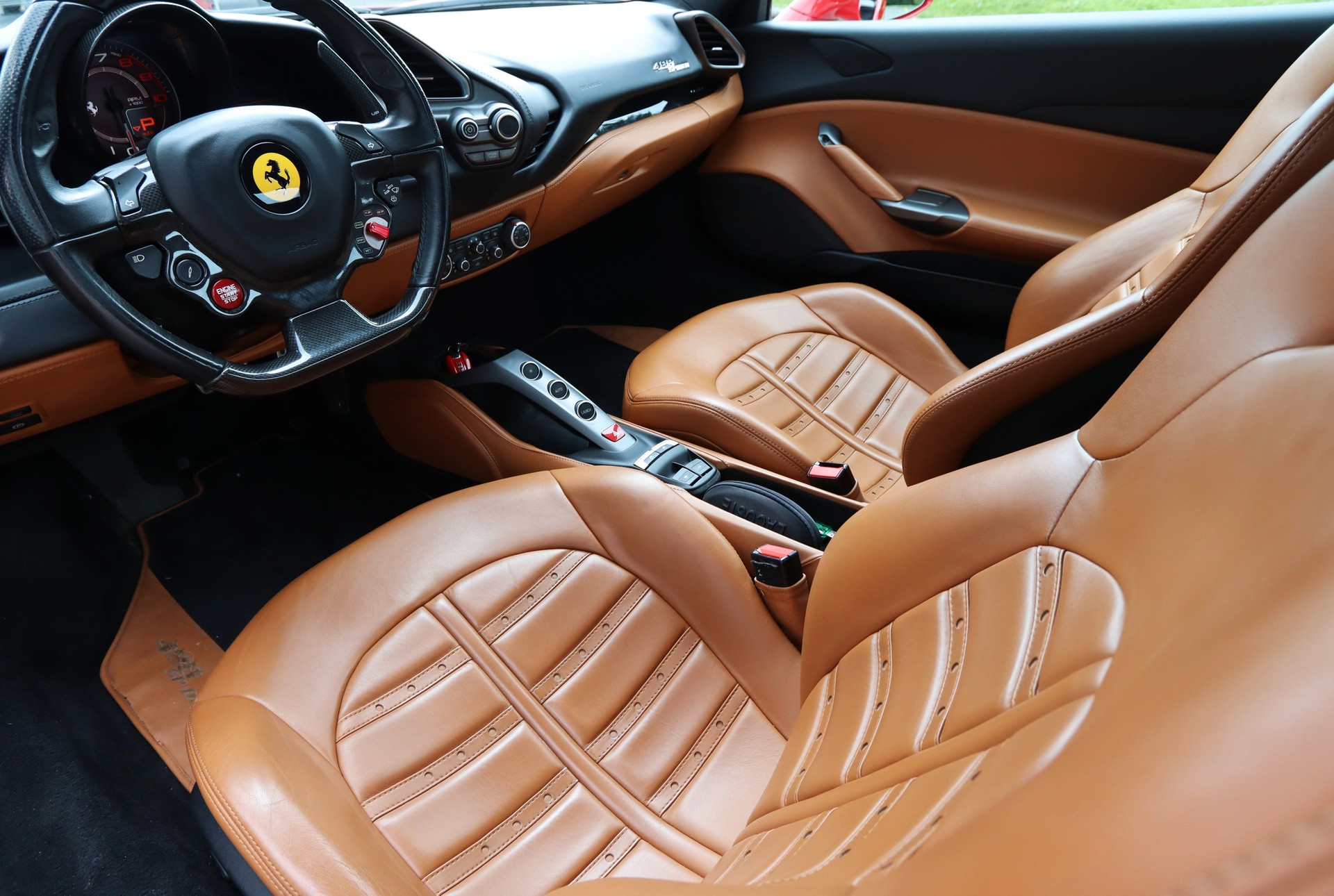FERRARI 488 Spider 3.9 V8-image-12